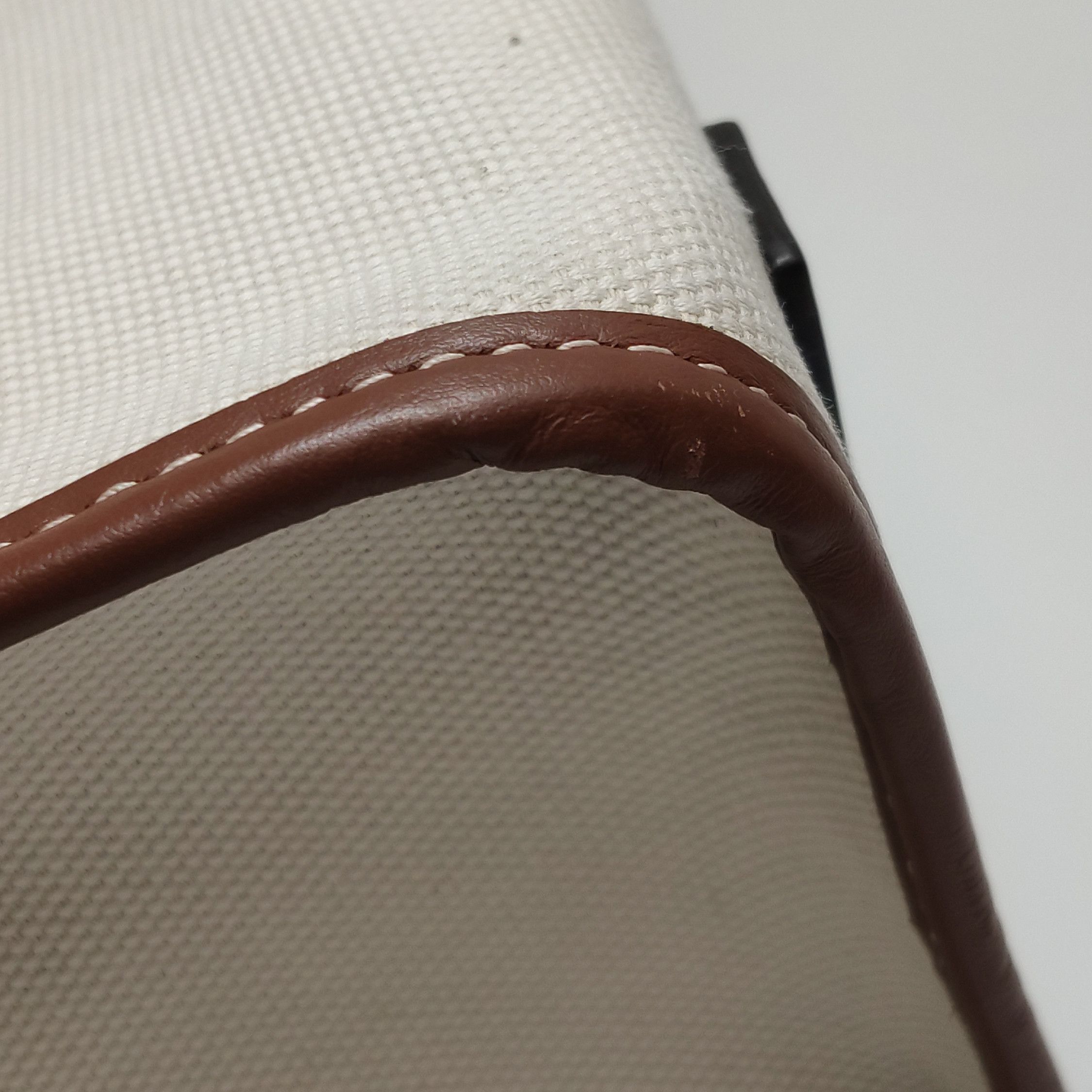 Burberry Burberry Women os Shoulder Bags Size ONE SIZE - 16 Thumbnail