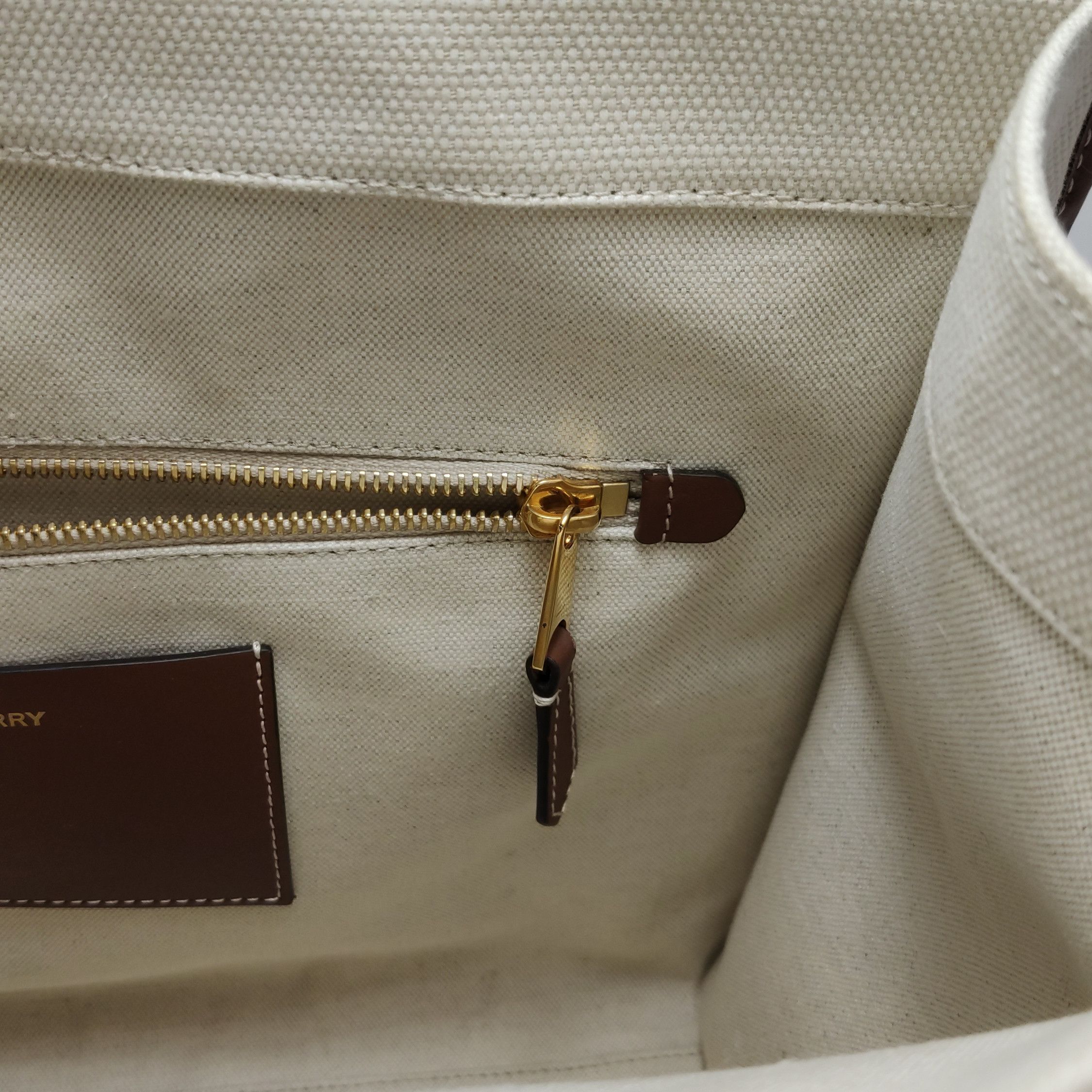 Burberry Burberry Women os Shoulder Bags Size ONE SIZE - 10 Thumbnail