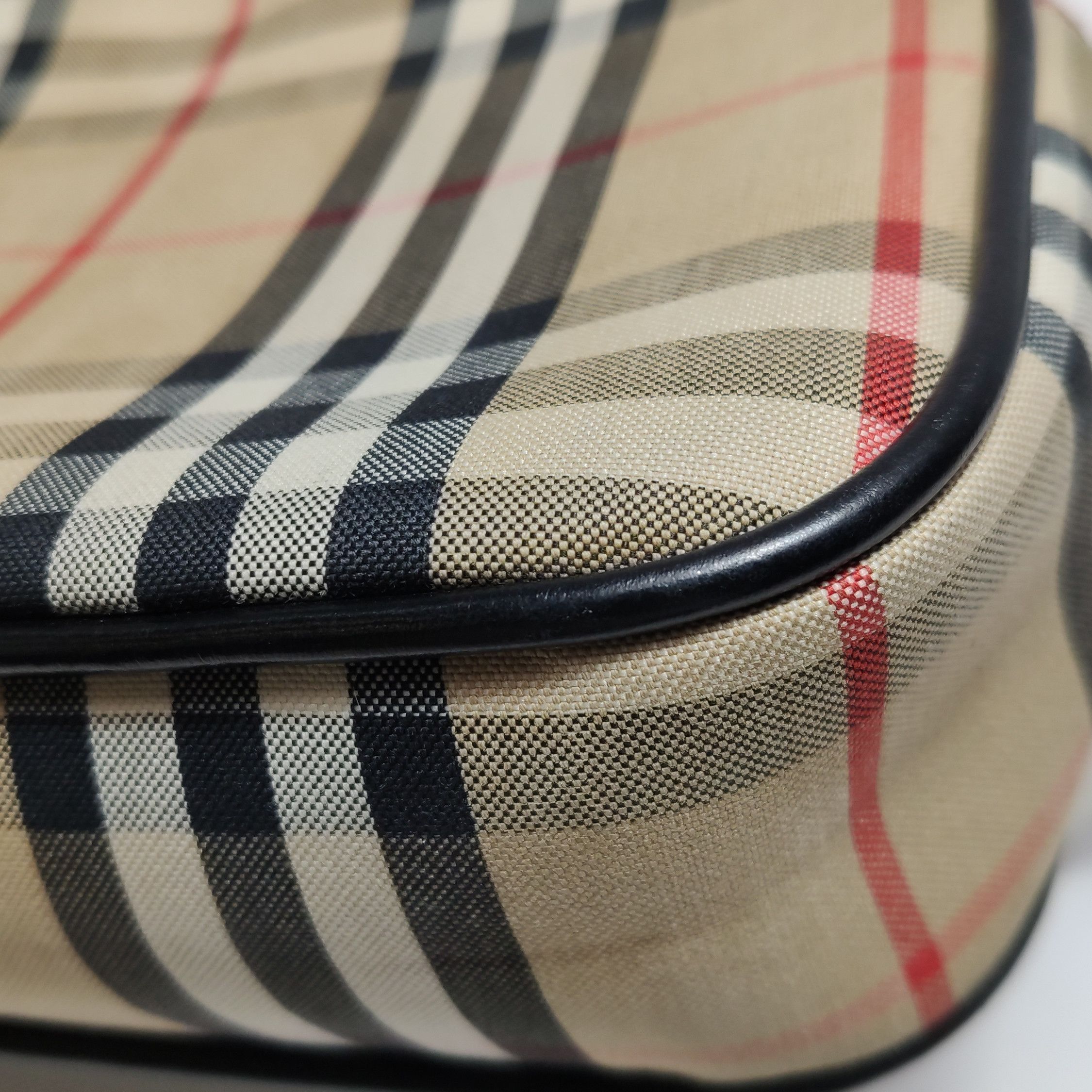 Burberry Burberry Women os Shoulder Bags Size ONE SIZE - 17 Thumbnail