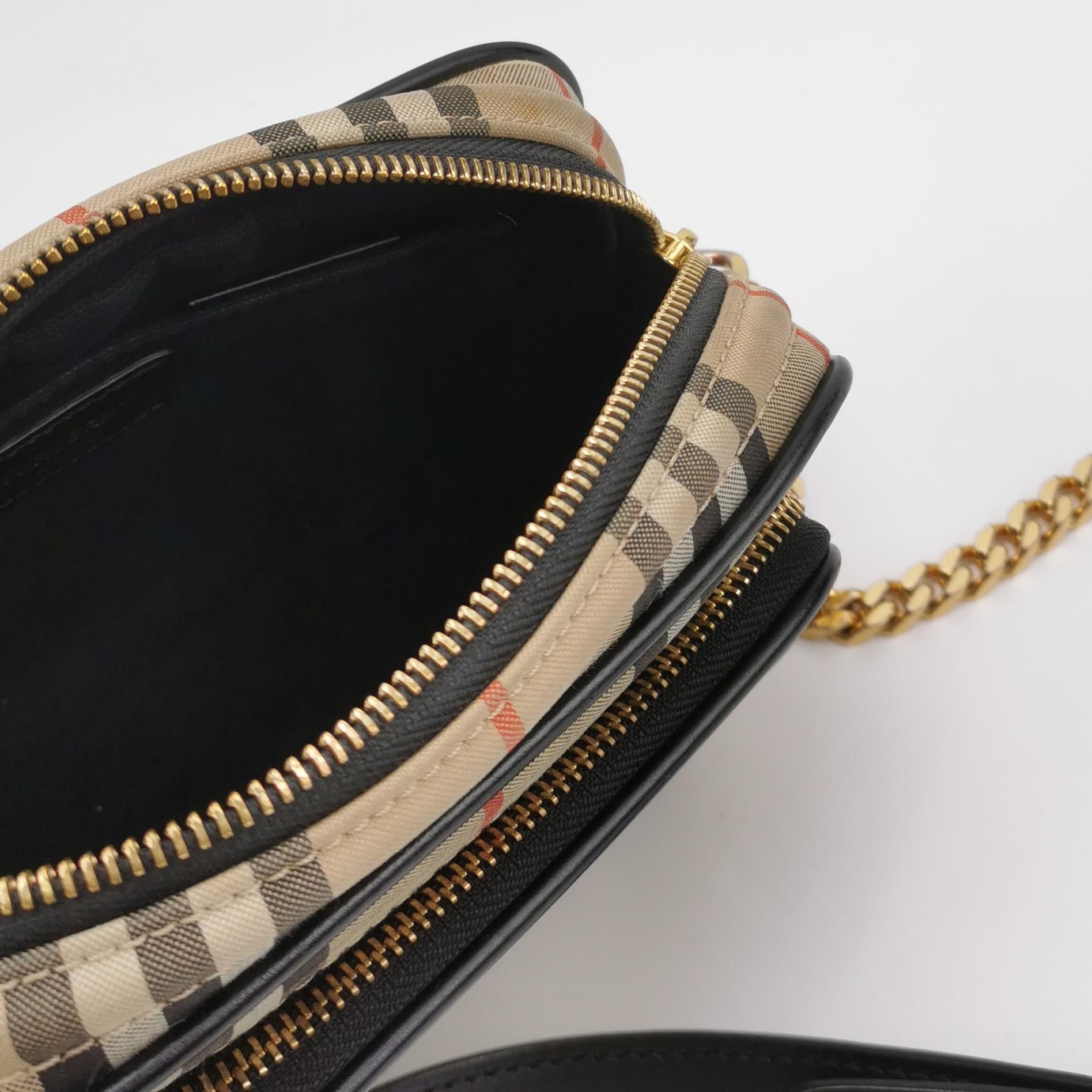 Burberry Burberry Women os Shoulder Bags Size ONE SIZE - 7 Thumbnail