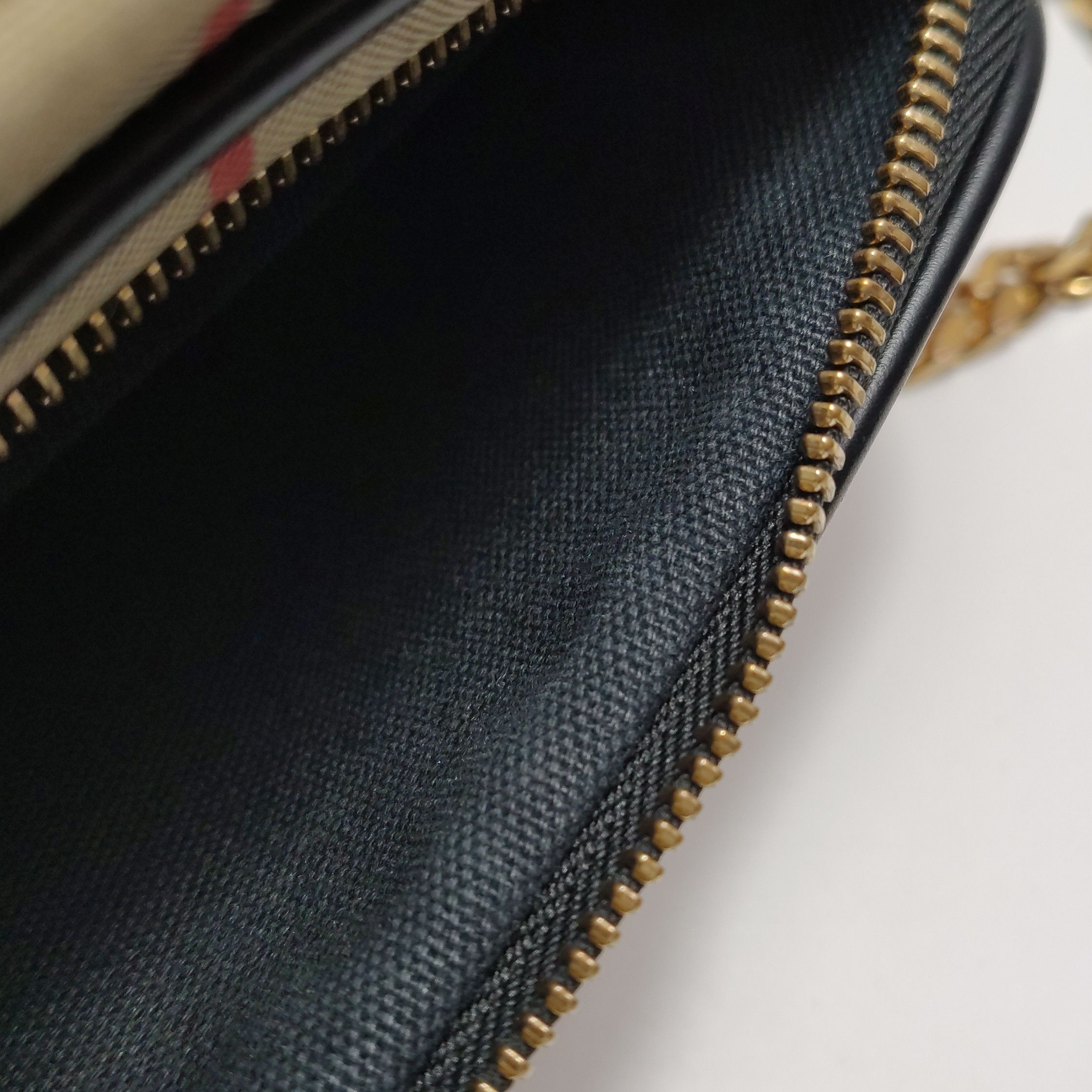 Burberry Burberry Women os Shoulder Bags Size ONE SIZE - 9 Thumbnail