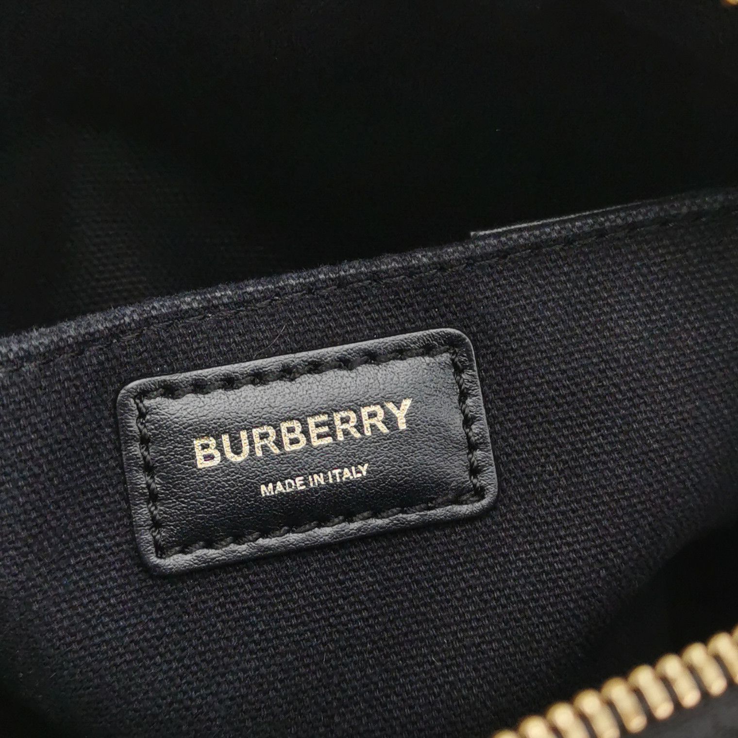 Burberry Burberry Women os Shoulder Bags Size ONE SIZE - 8 Thumbnail