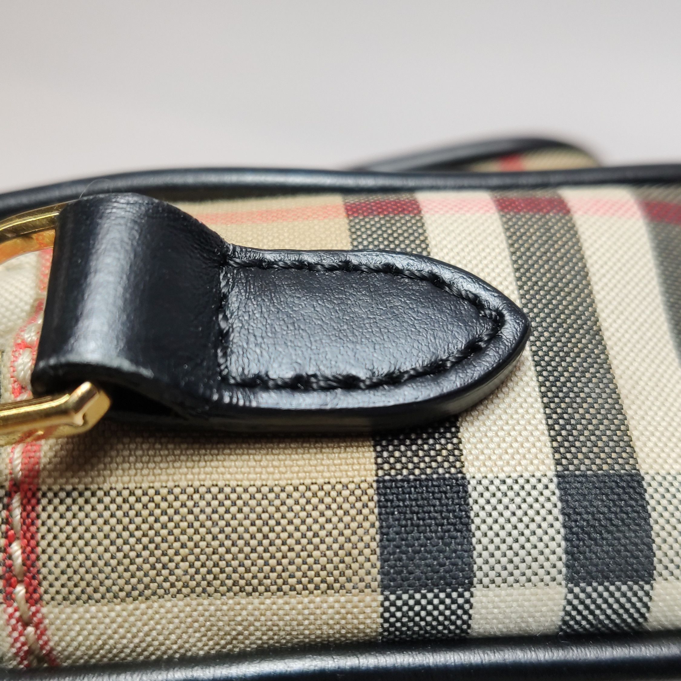 Burberry Burberry Women os Shoulder Bags Size ONE SIZE - 20 Thumbnail