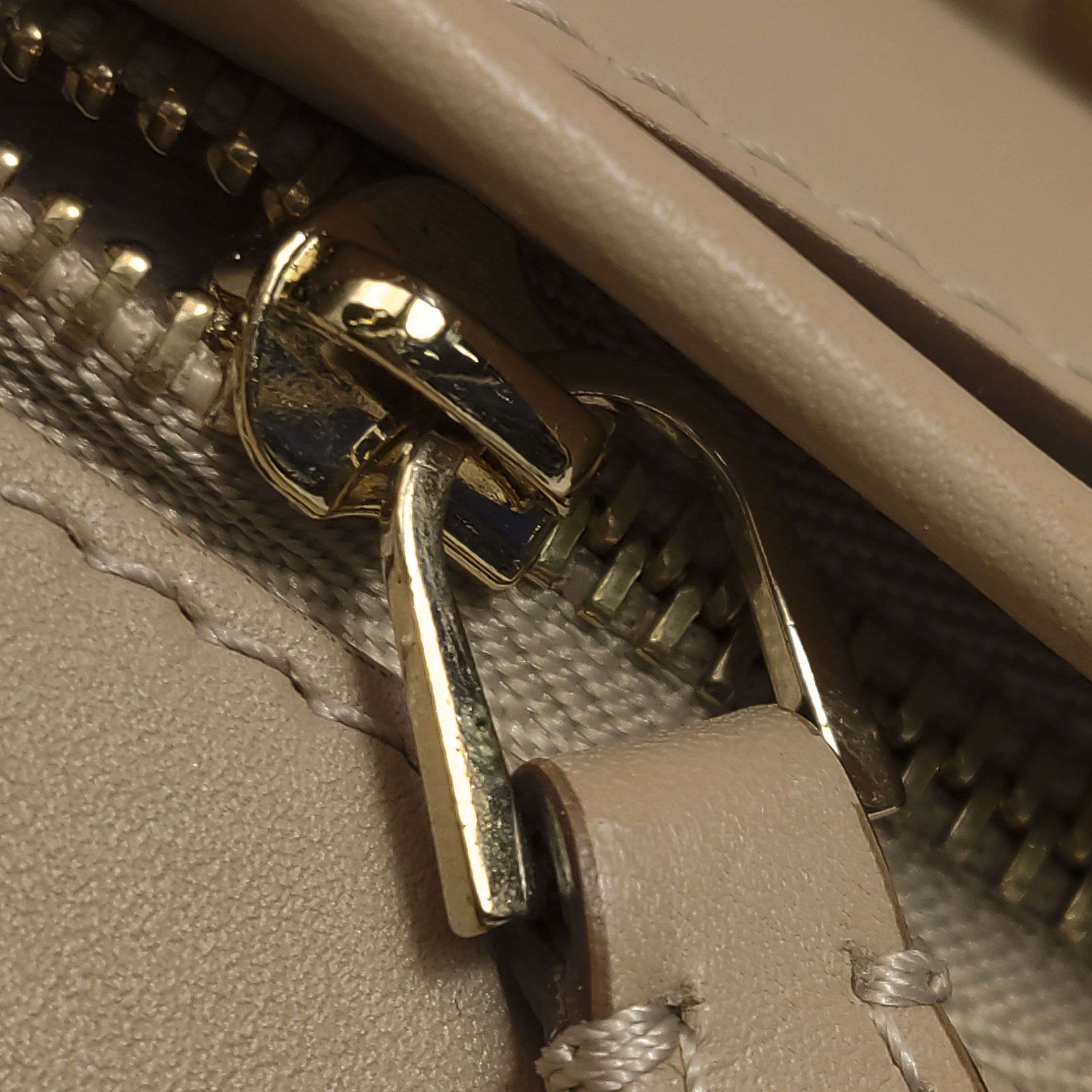 Burberry Burberry Women os Shoulder Bags Size ONE SIZE - 14 Thumbnail