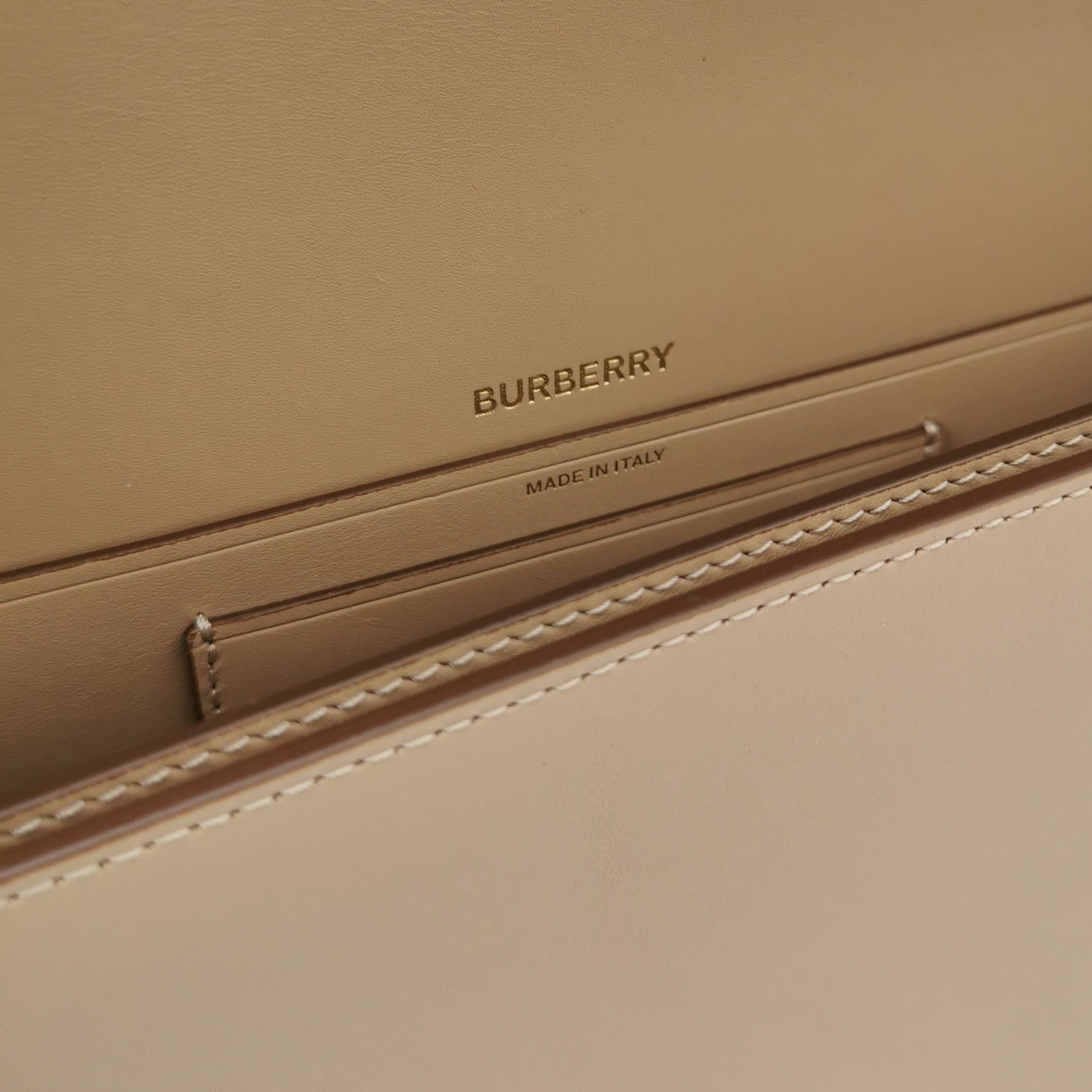 Burberry Burberry Women os Shoulder Bags Size ONE SIZE - 8 Thumbnail