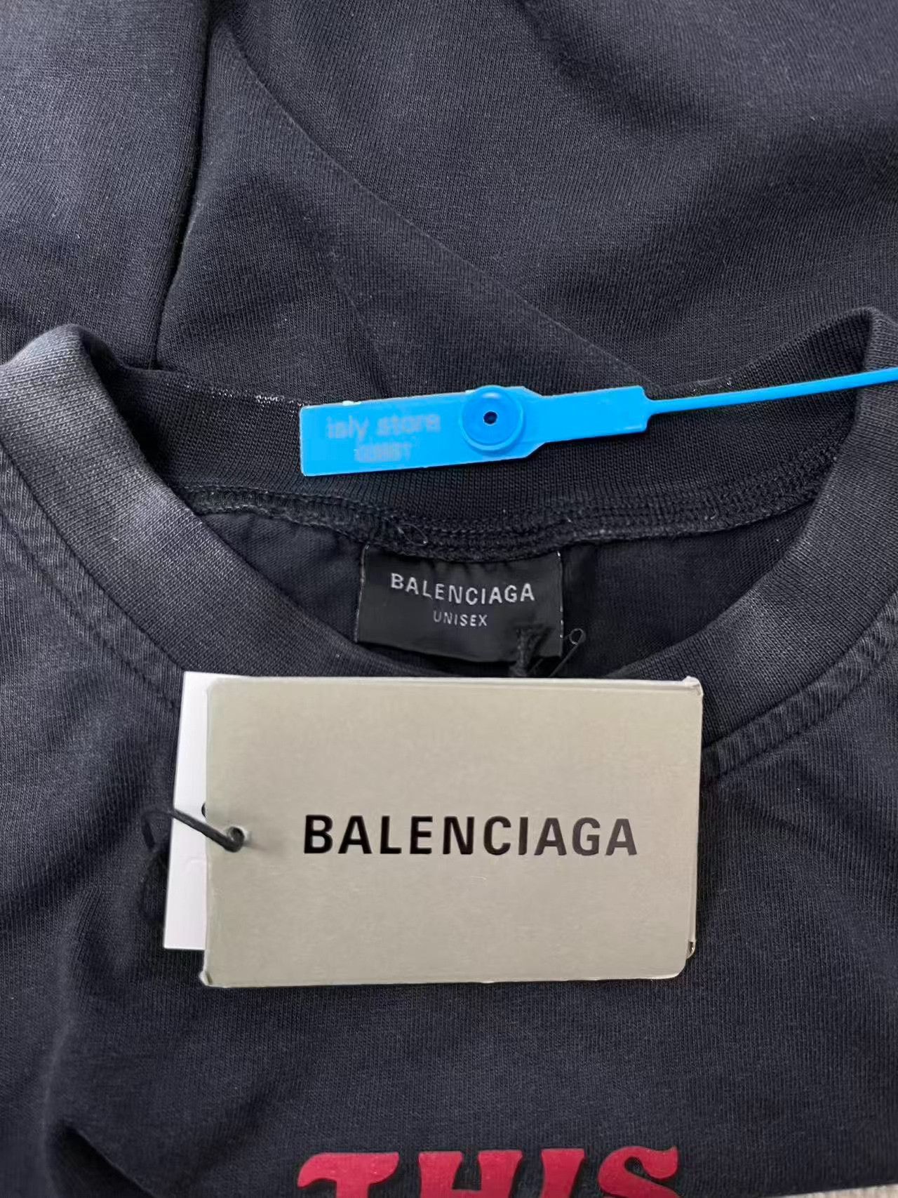 Balenciaga Balenciaga Graphic Print Distressed T-Shirt Size 3 Size US L / EU 52-54 / 3 - 6 Thumbnail