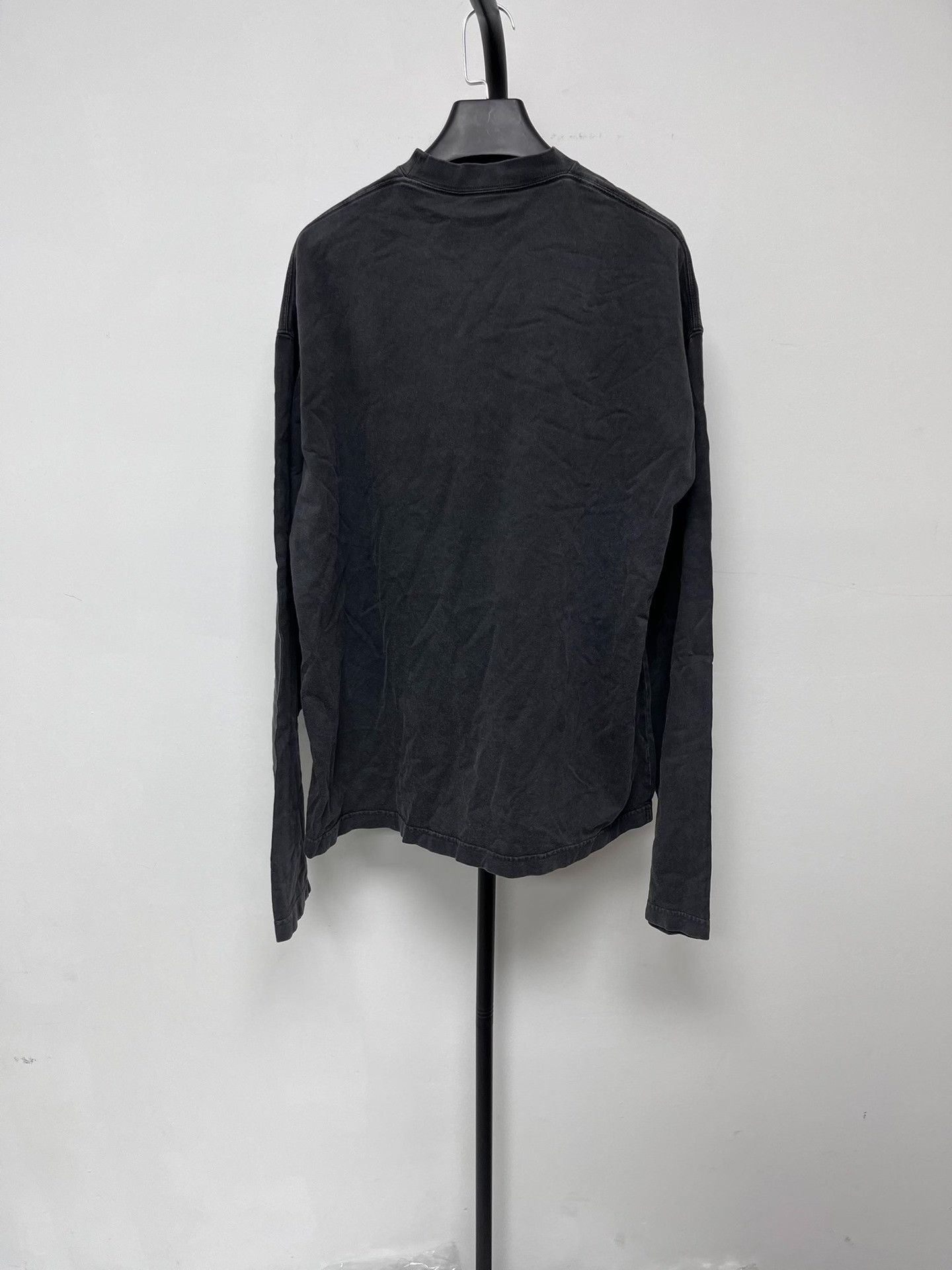 Balenciaga Balenciaga Retail Therapy Long Sleeve T-Shirt 2 Size US M / EU 48-50 / 2 - 3 Thumbnail