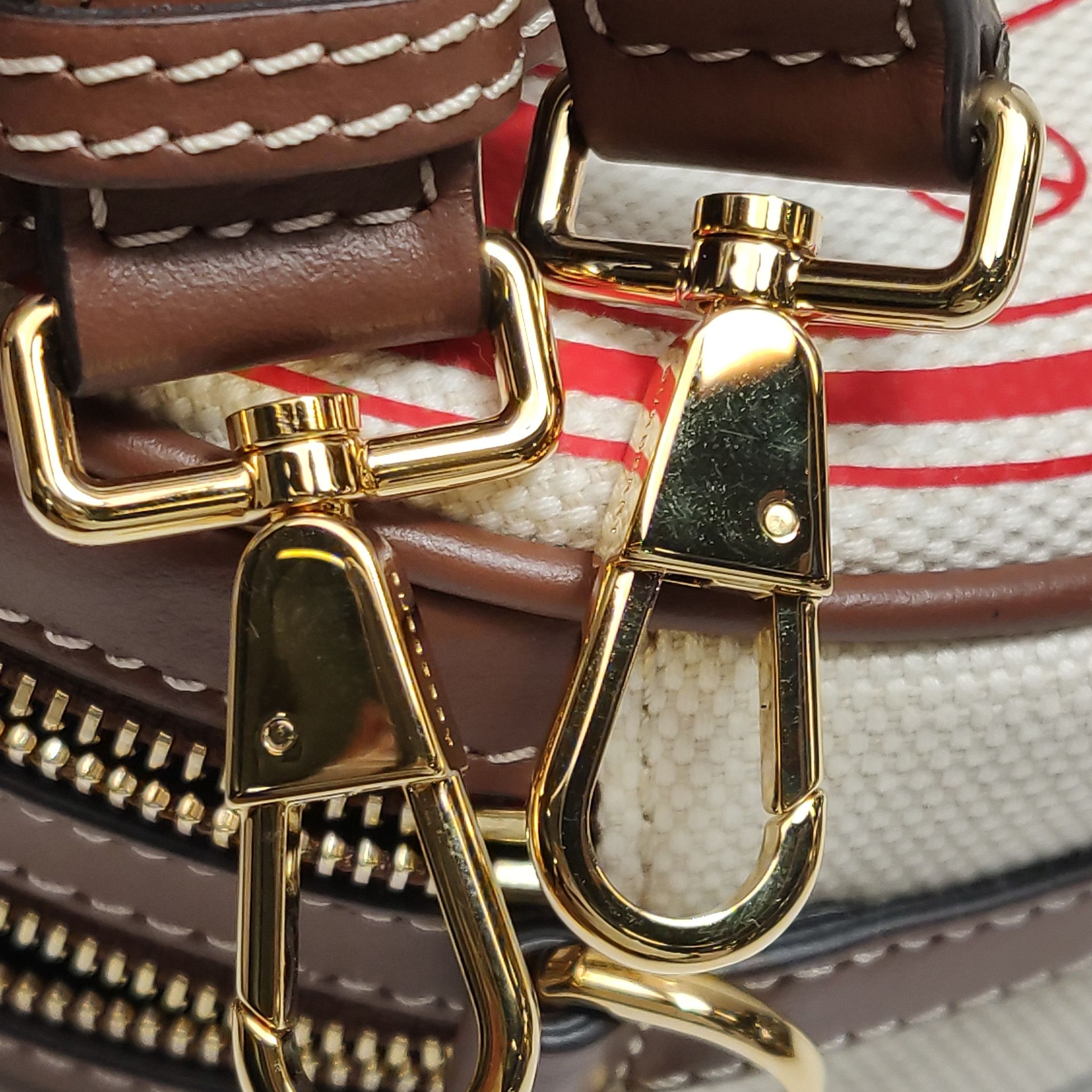 Burberry Burberry Women os Shoulder Bags Size ONE SIZE - 15 Thumbnail