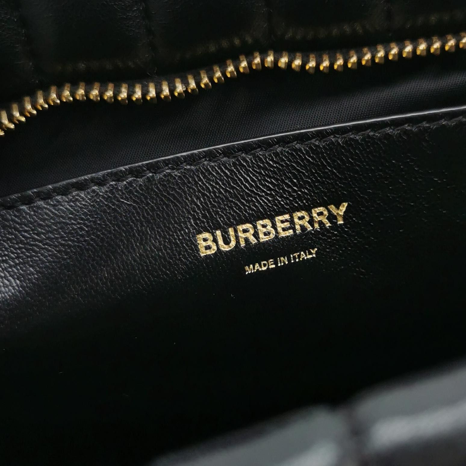 Burberry Burberry Women os Shoulder Bags Size ONE SIZE - 8 Thumbnail