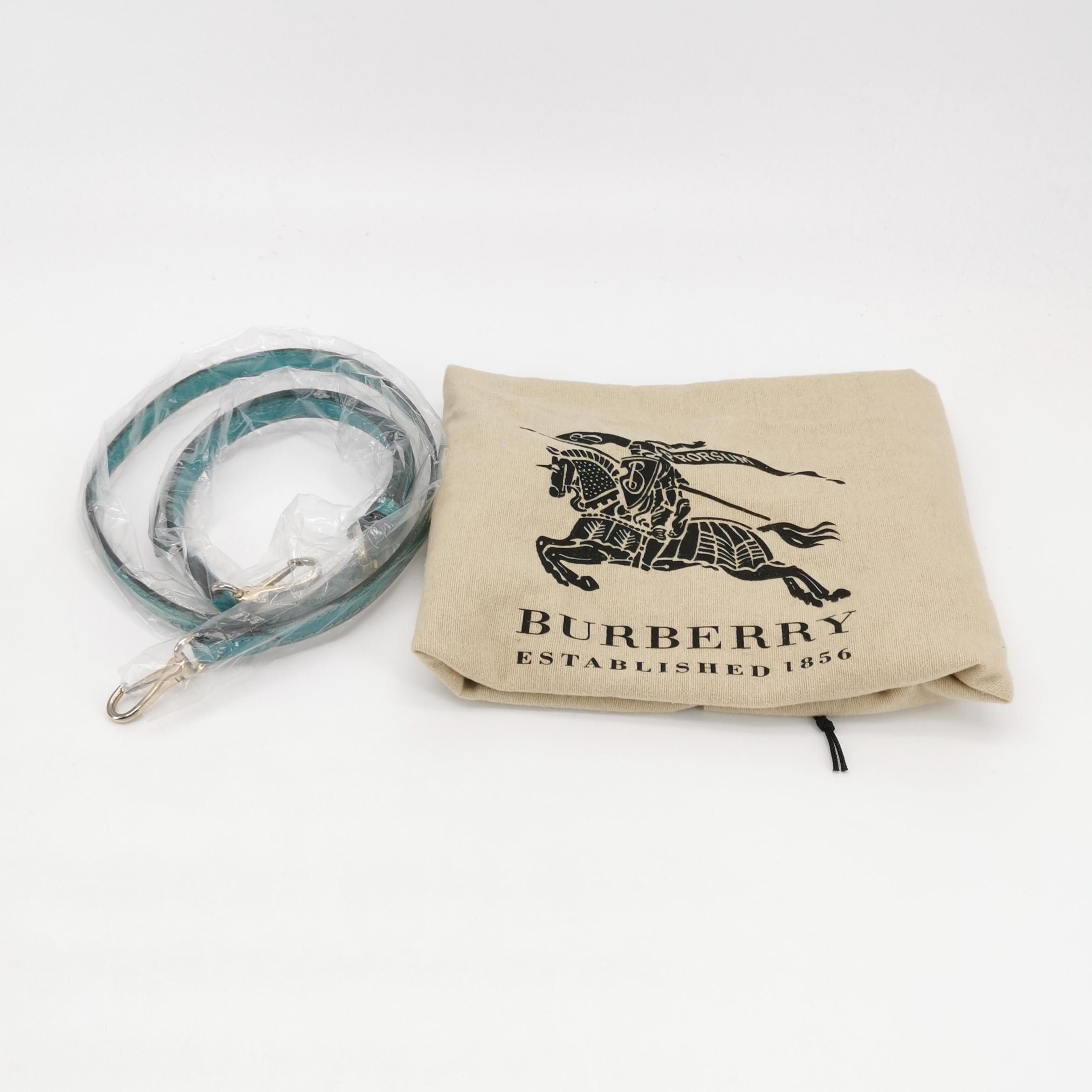 Burberry Burberry Women os Shoulder Bags Size ONE SIZE - 9 Thumbnail