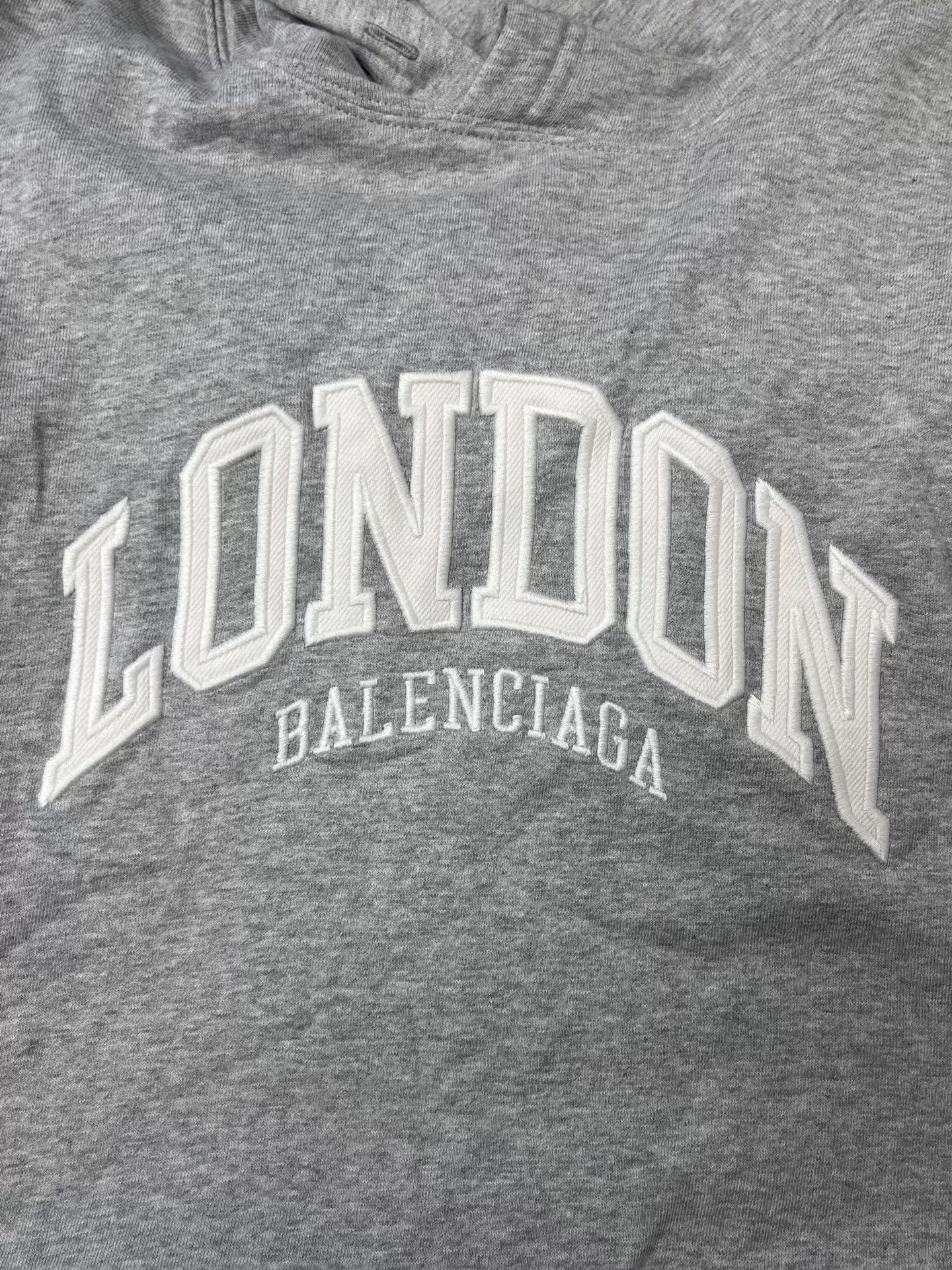 Balenciaga Balenciaga London Logo Hoodie Size 5 Size US XXL / EU 58 / 5 - 6 Thumbnail