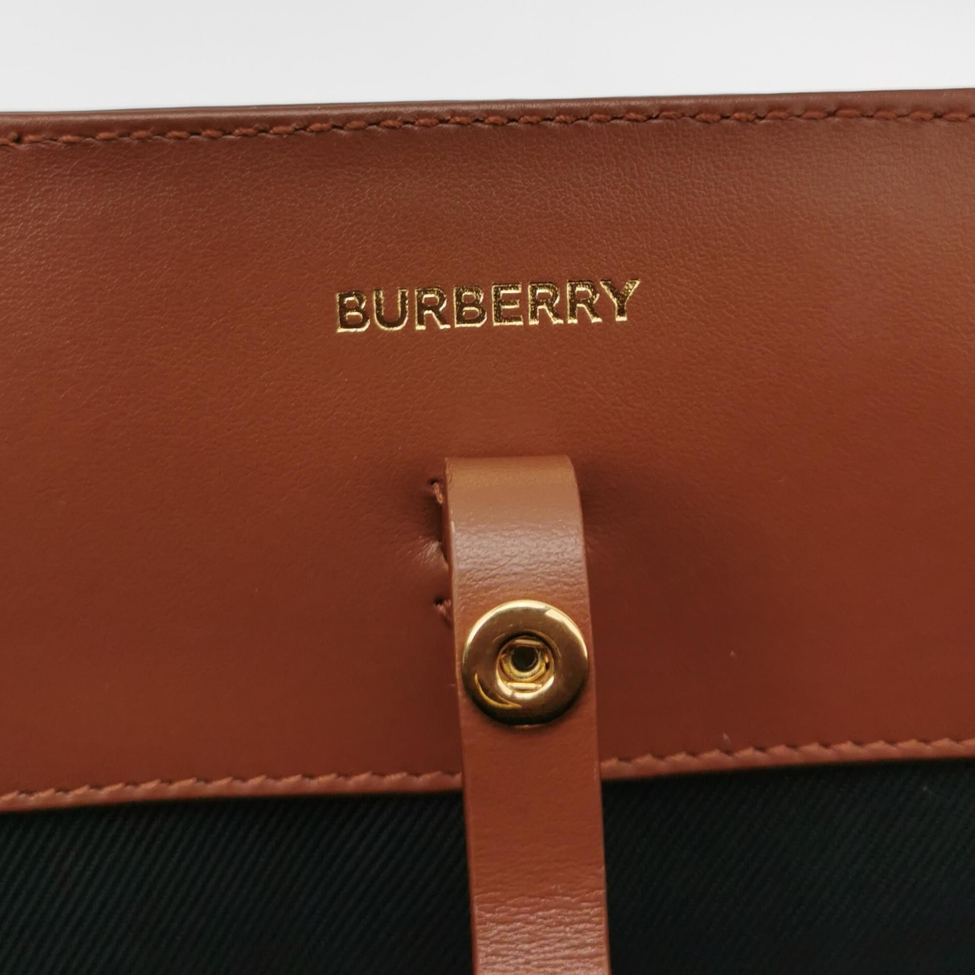 Burberry Burberry Women os Shoulder Bags Size ONE SIZE - 8 Thumbnail