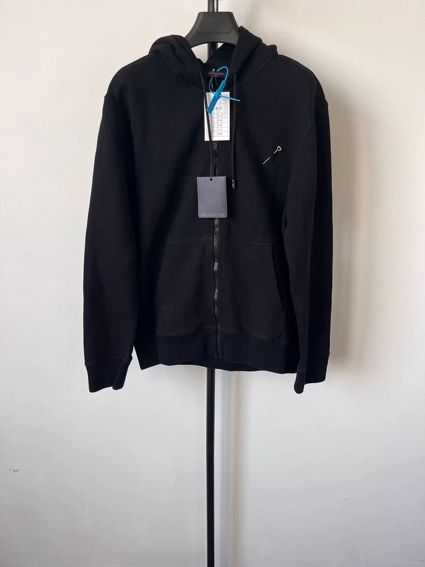 Louis Vuitton Louis Vuitton SS23 Staples Edition Zip Hoodie L Size US L / EU 52-54 / 3 - 2 Thumbnail