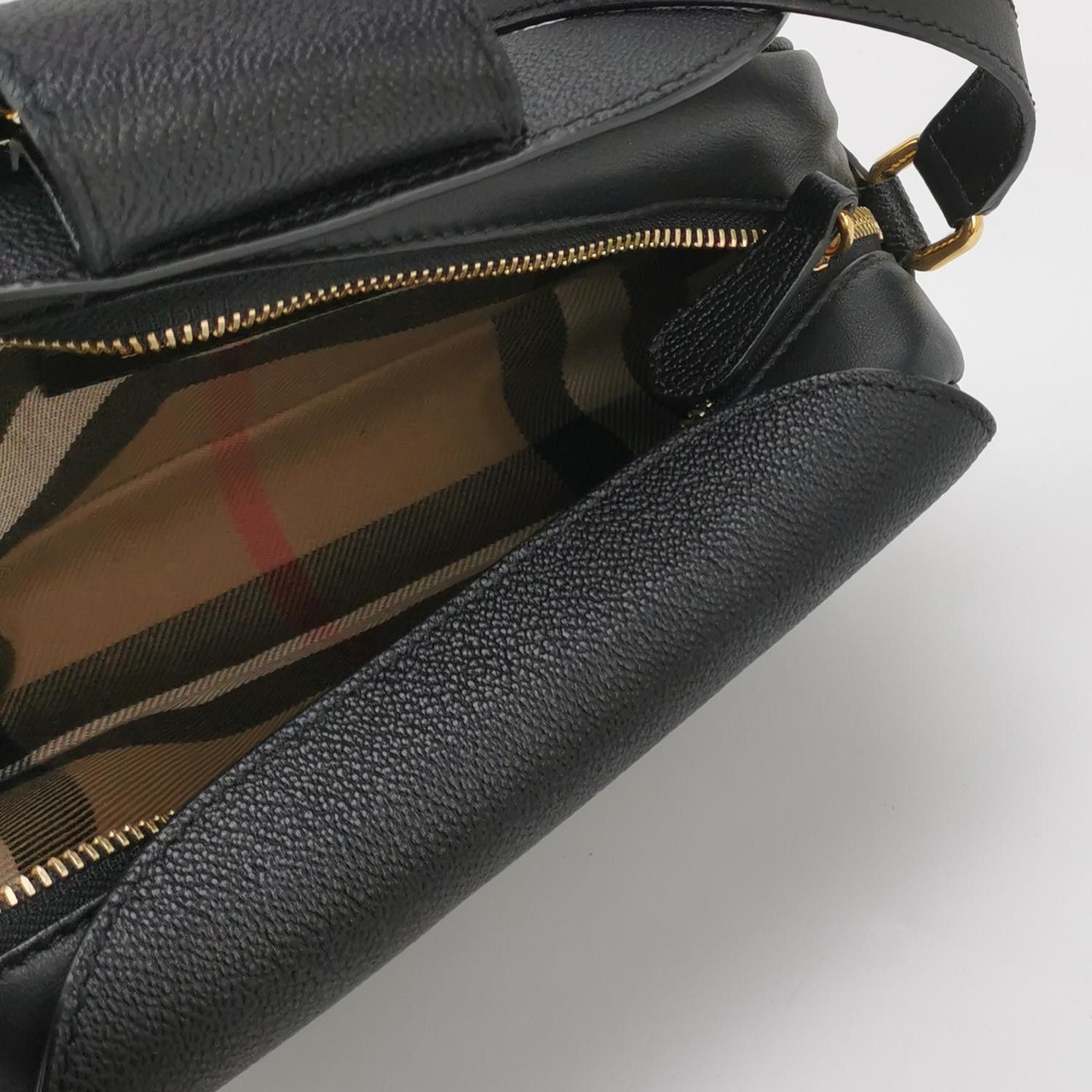 Burberry Burberry Women os Shoulder Bags Size ONE SIZE - 7 Thumbnail
