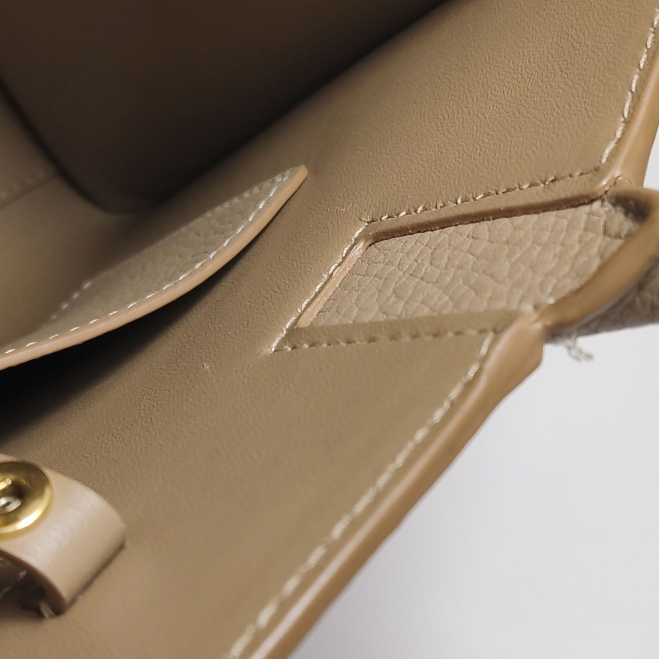 Burberry Burberry Women os Crossbody Bags Size ONE SIZE - 11 Thumbnail