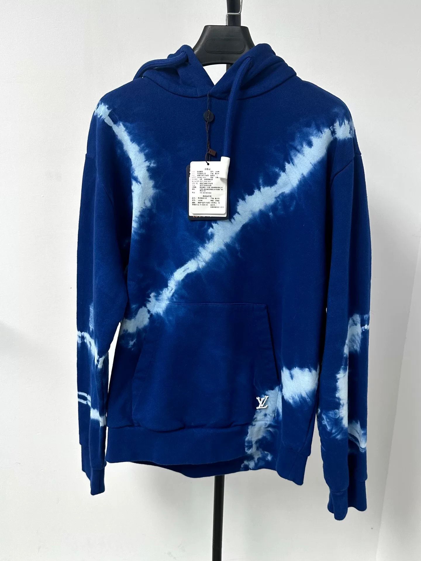 Louis Vuitton Louis Vuitton Tie-Dye Logo Hoodie XS Size US XS / EU 42 / 0 - 2 Thumbnail
