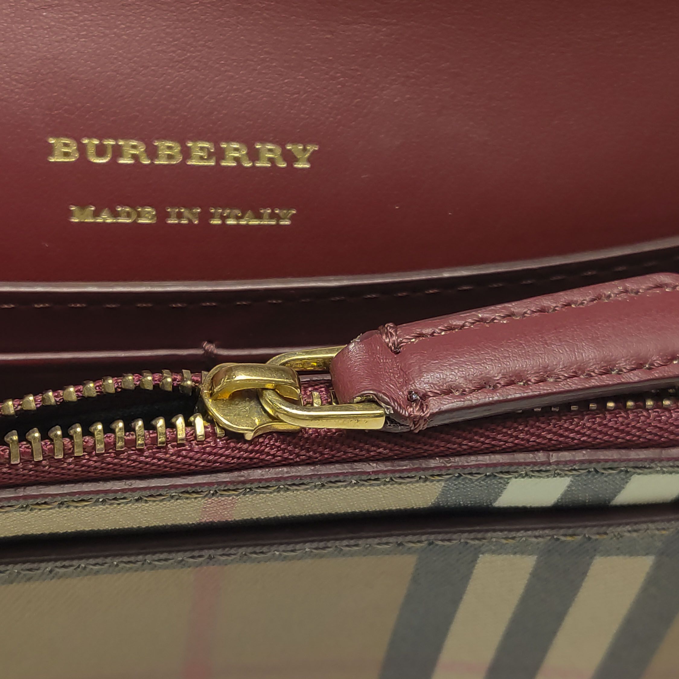 Burberry Burberry Women os Crossbody Bags Size ONE SIZE - 14 Thumbnail