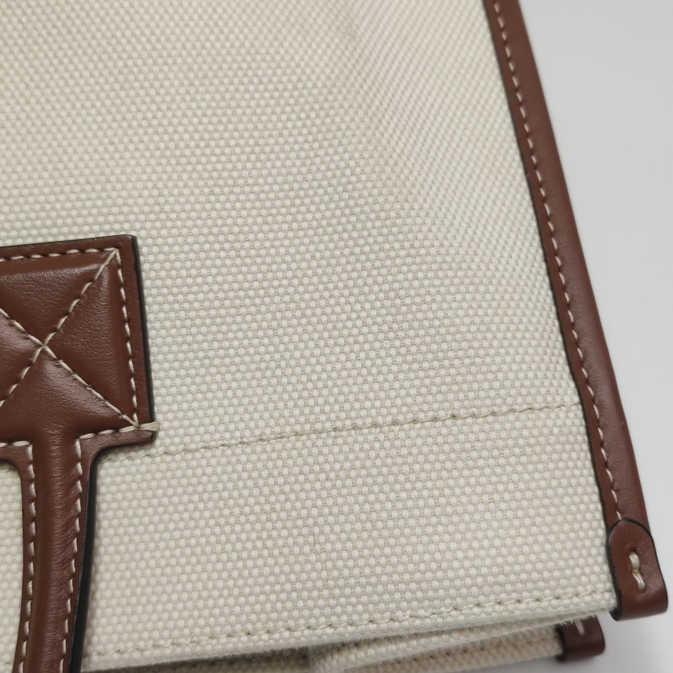 Burberry Burberry Women os Shoulder Bags Size ONE SIZE - 19 Thumbnail