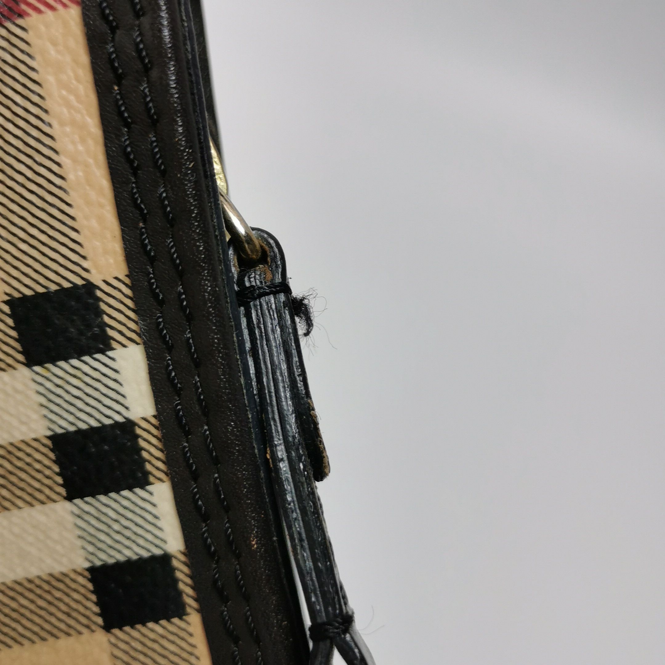 Burberry Burberry Women os Tote Bags Size ONE SIZE - 24 Thumbnail