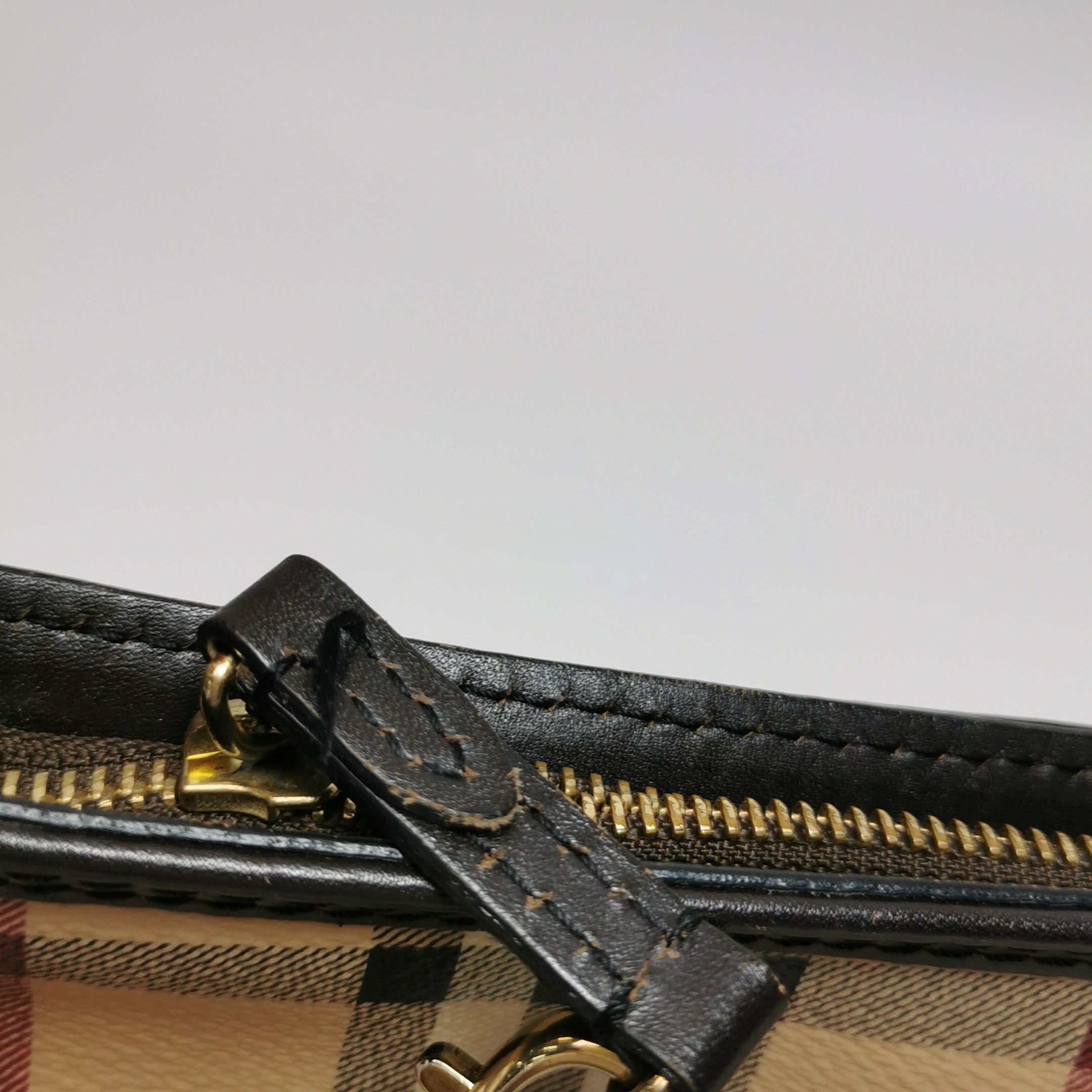 Burberry Burberry Women os Tote Bags Size ONE SIZE - 14 Thumbnail