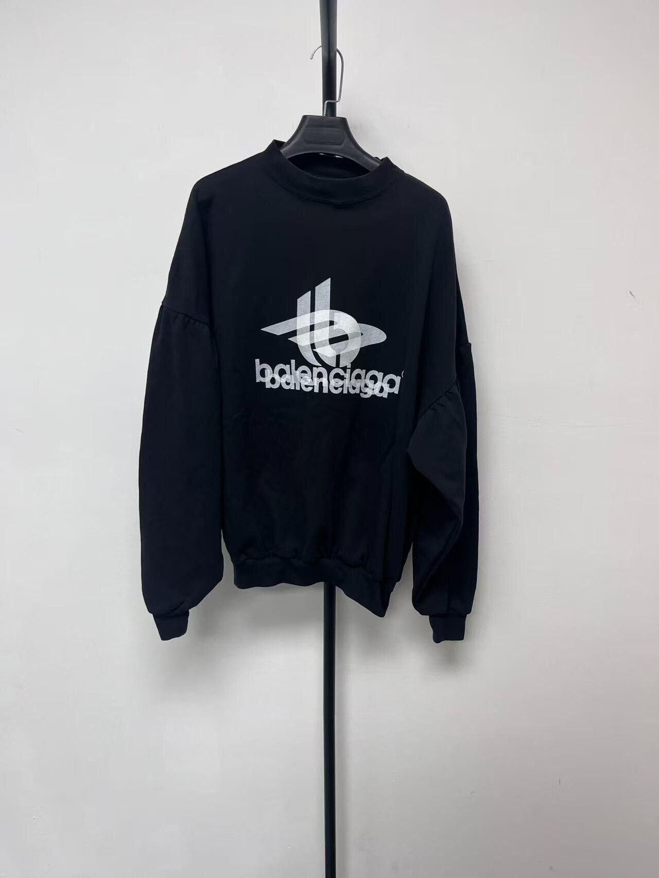 Balenciaga Balenciaga Graphic Logo Print Sweatshirt Size 1 Size US S / EU 44-46 / 1 - 2 Thumbnail