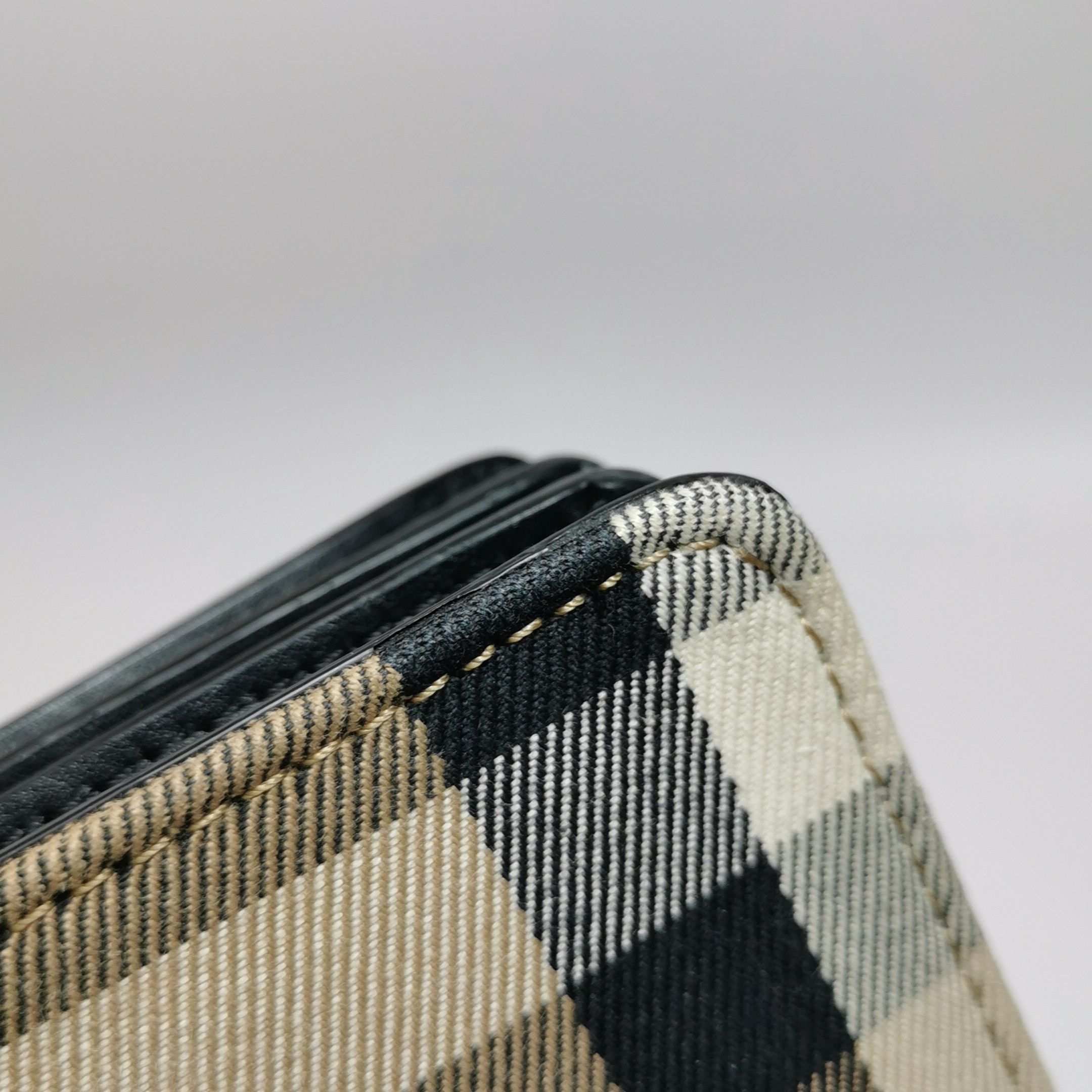 Burberry Burberry Women os Shoulder Bags Size ONE SIZE - 21 Thumbnail
