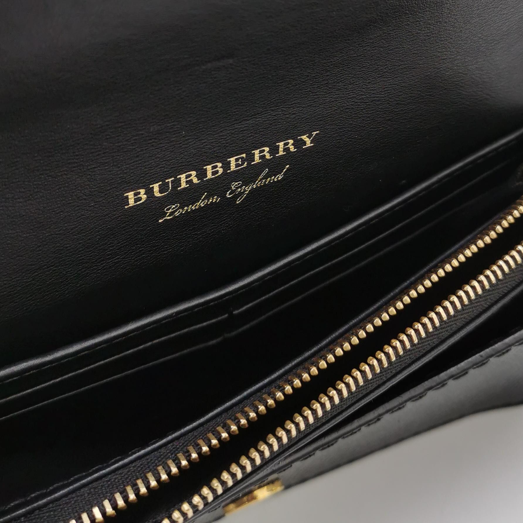 Burberry Burberry Women os Shoulder Bags Size ONE SIZE - 8 Thumbnail