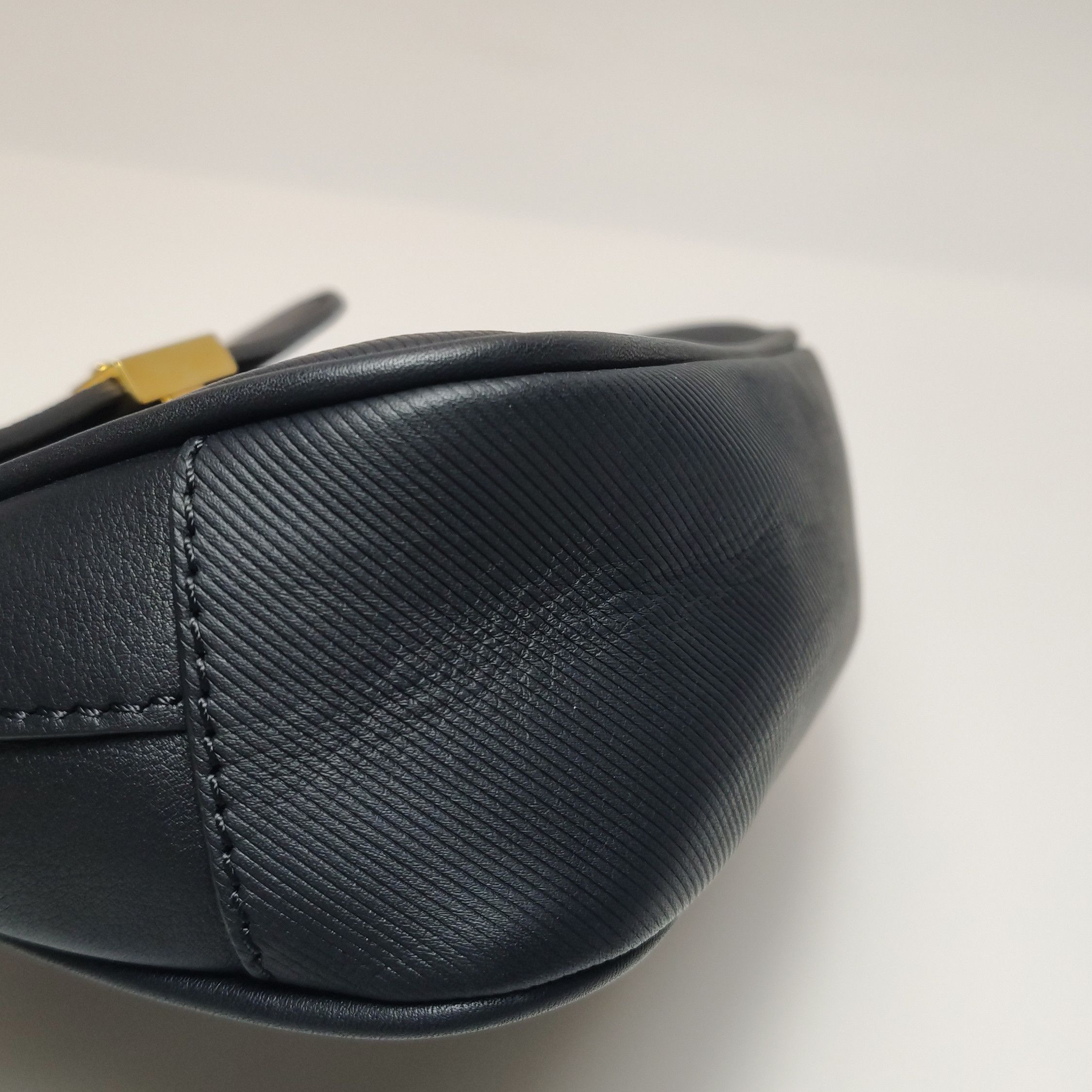 Burberry Burberry Women os Crossbody Bags Size ONE SIZE - 18 Thumbnail