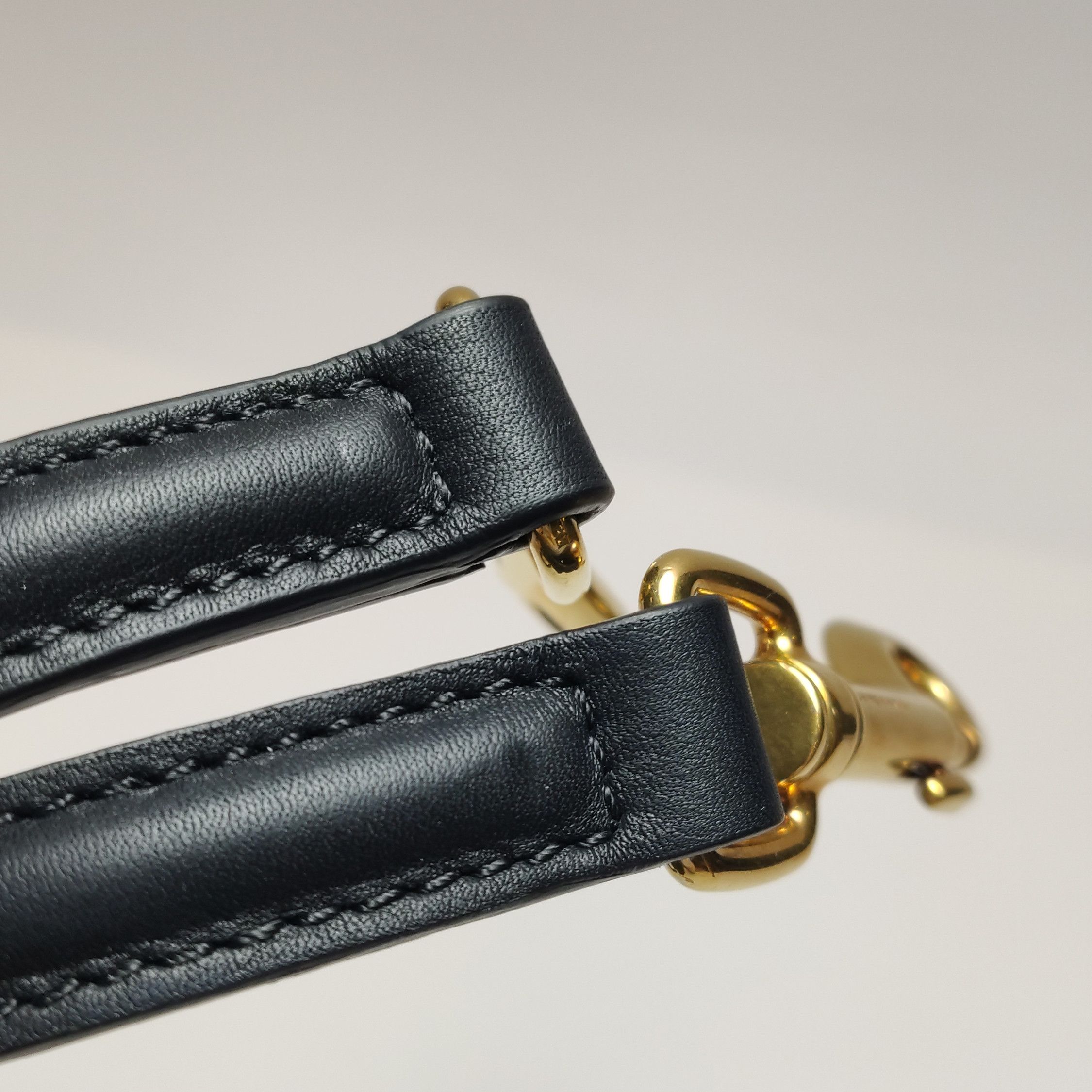 Burberry Burberry Women os Crossbody Bags Size ONE SIZE - 23 Thumbnail