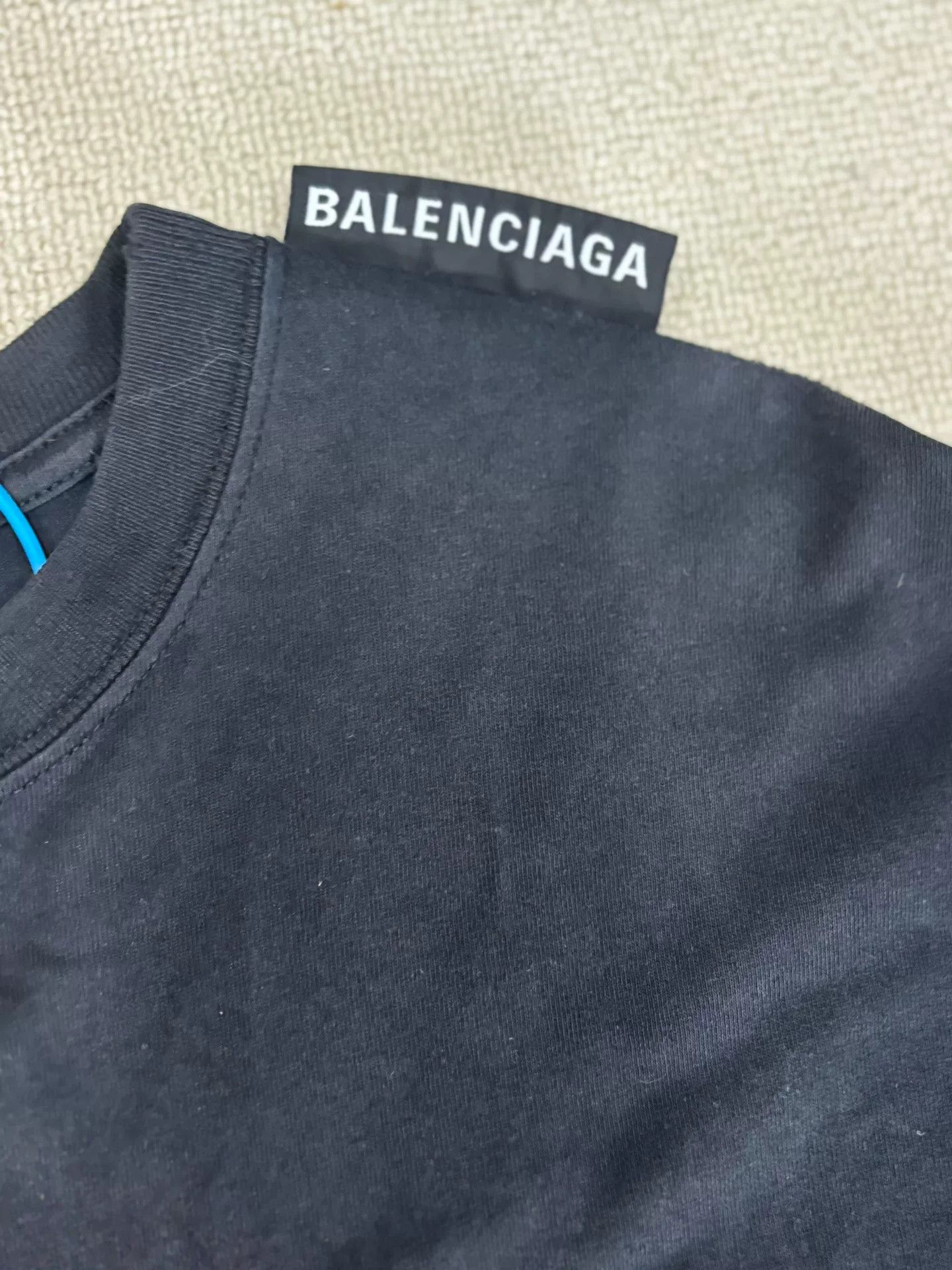 Balenciaga Balenciaga Shoulder Logo T-Shirt XS Size US XS / EU 42 / 0 - 4 Thumbnail