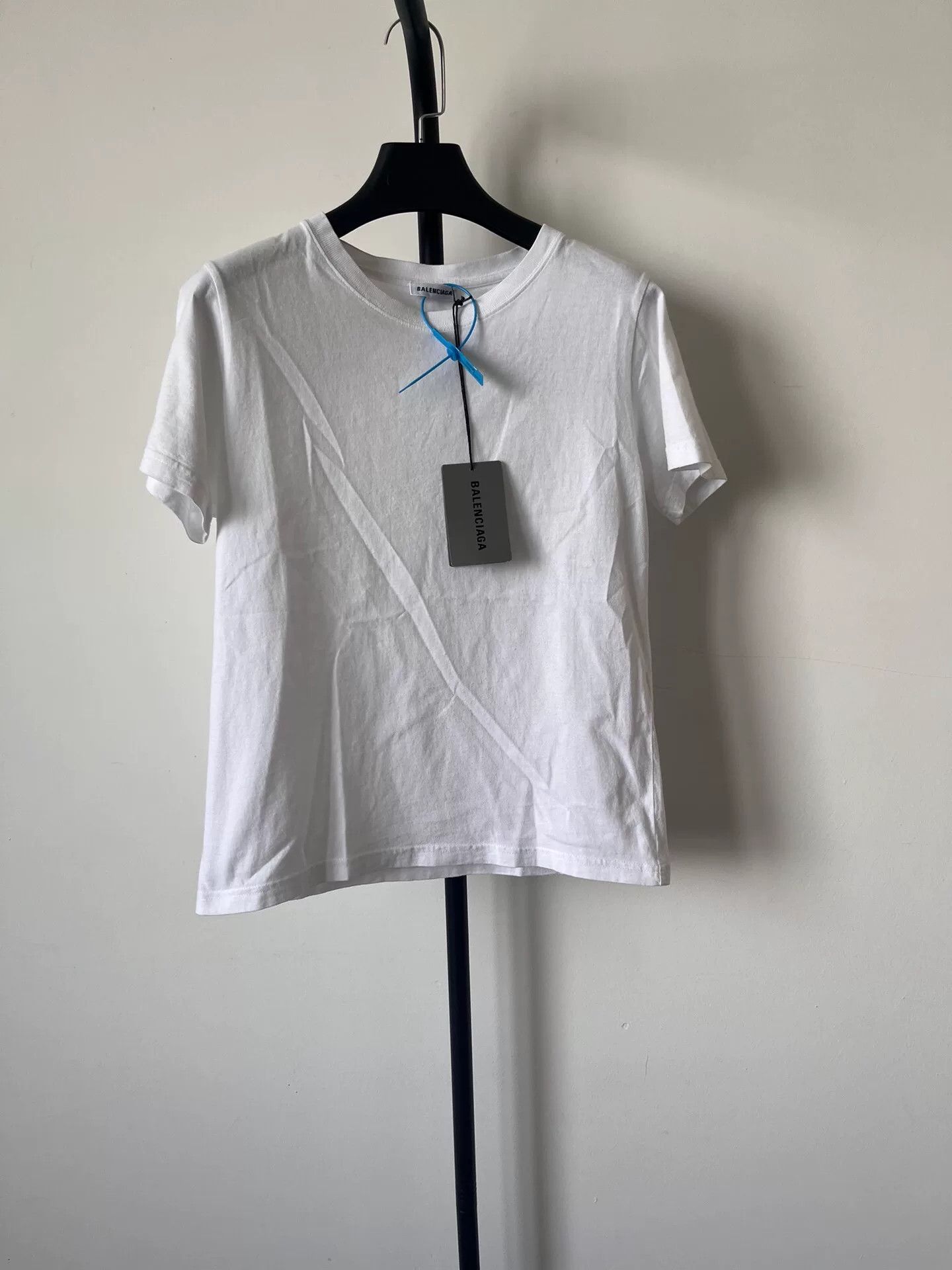 Balenciaga Balenciaga Gothic Logo T-Shirt Size M Size US M / EU 48-50 / 2 - 3 Thumbnail