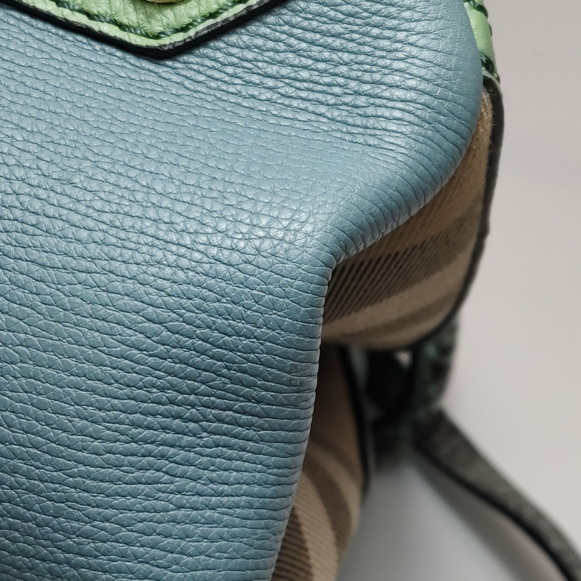 Burberry Burberry Women os Shoulder Bags Size ONE SIZE - 21 Thumbnail