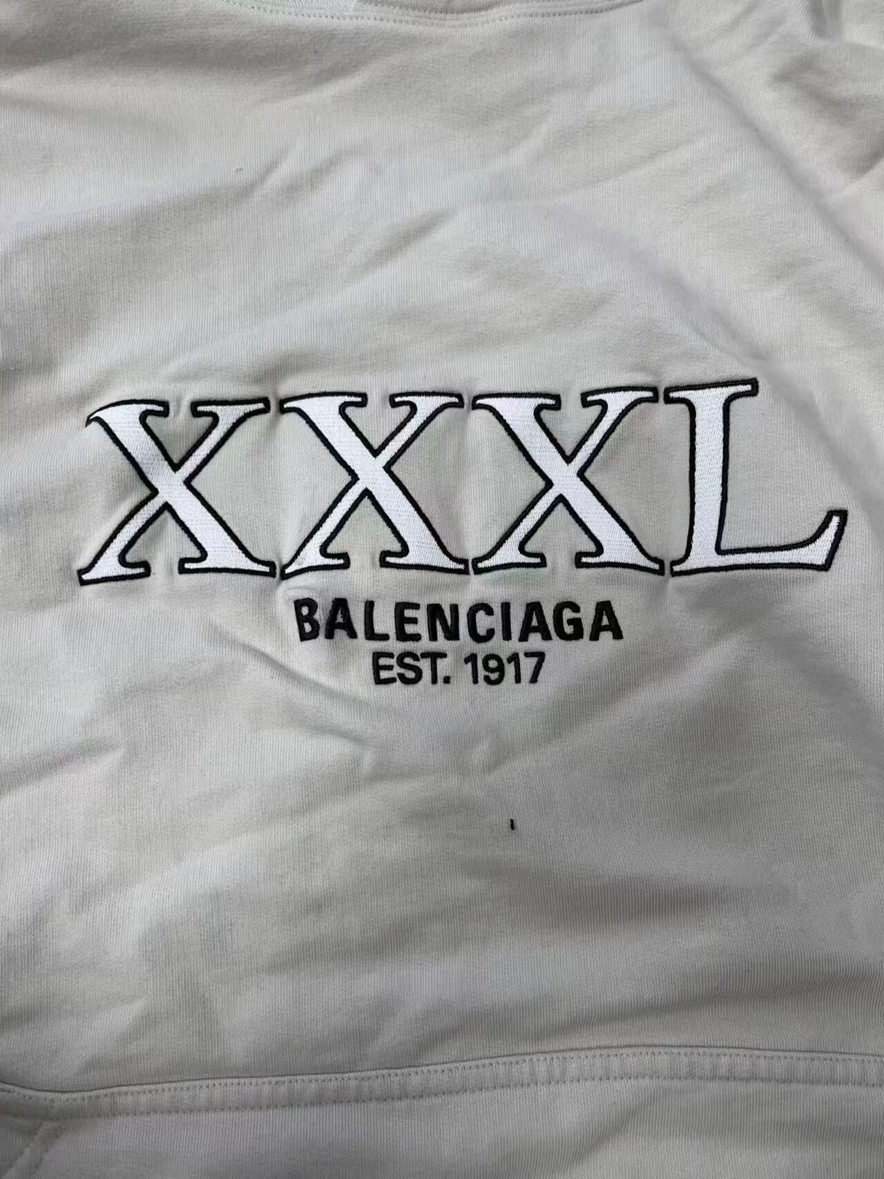 Balenciaga Balenciaga XXXL Logo Graphic Hoodie Size 3 Size US L / EU 52-54 / 3 - 4 Thumbnail