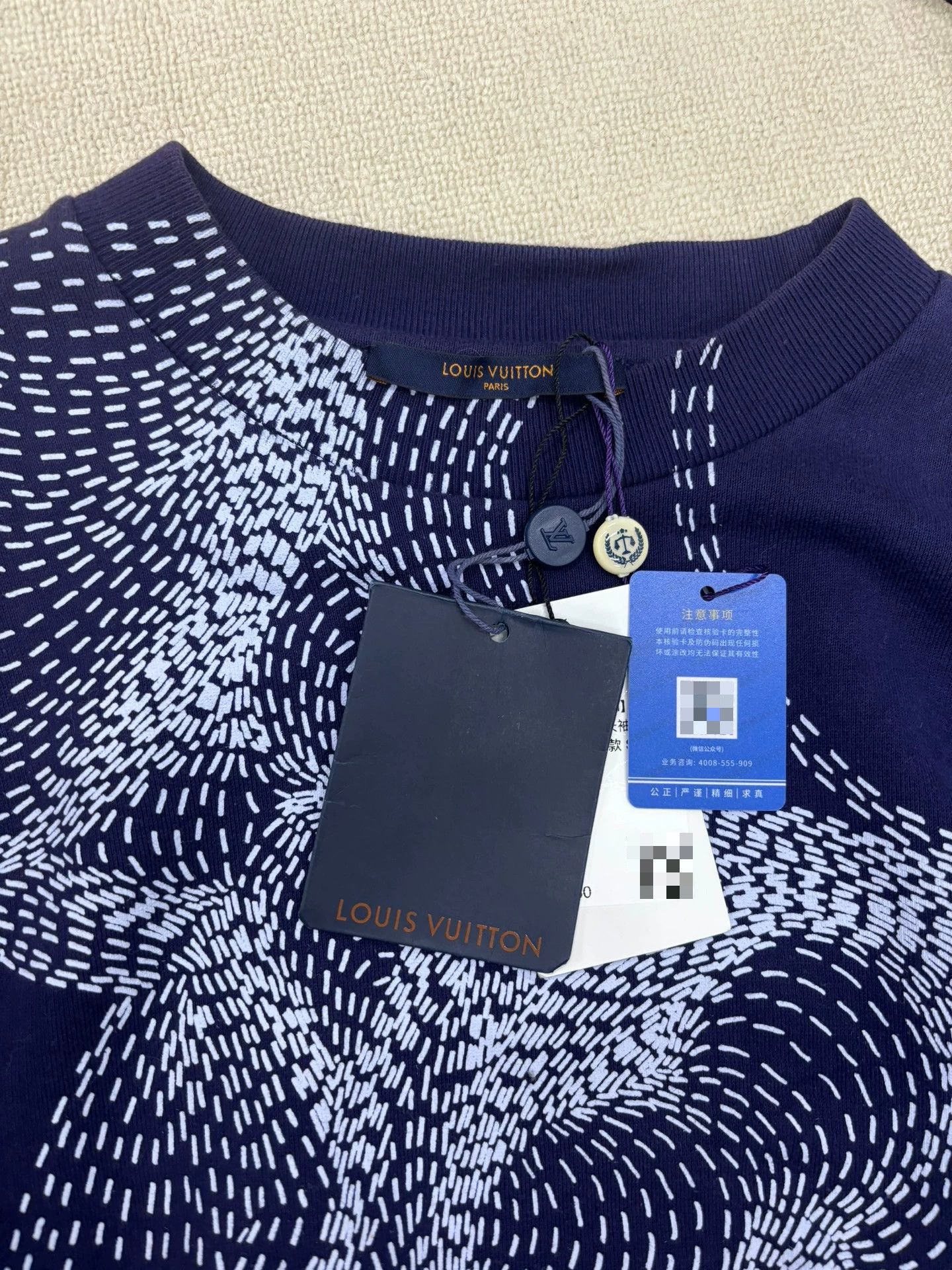 Louis Vuitton Louis Vuitton Sketch Pattern Sweatshirt Size S Size US S / EU 44-46 / 1 - 4 Thumbnail