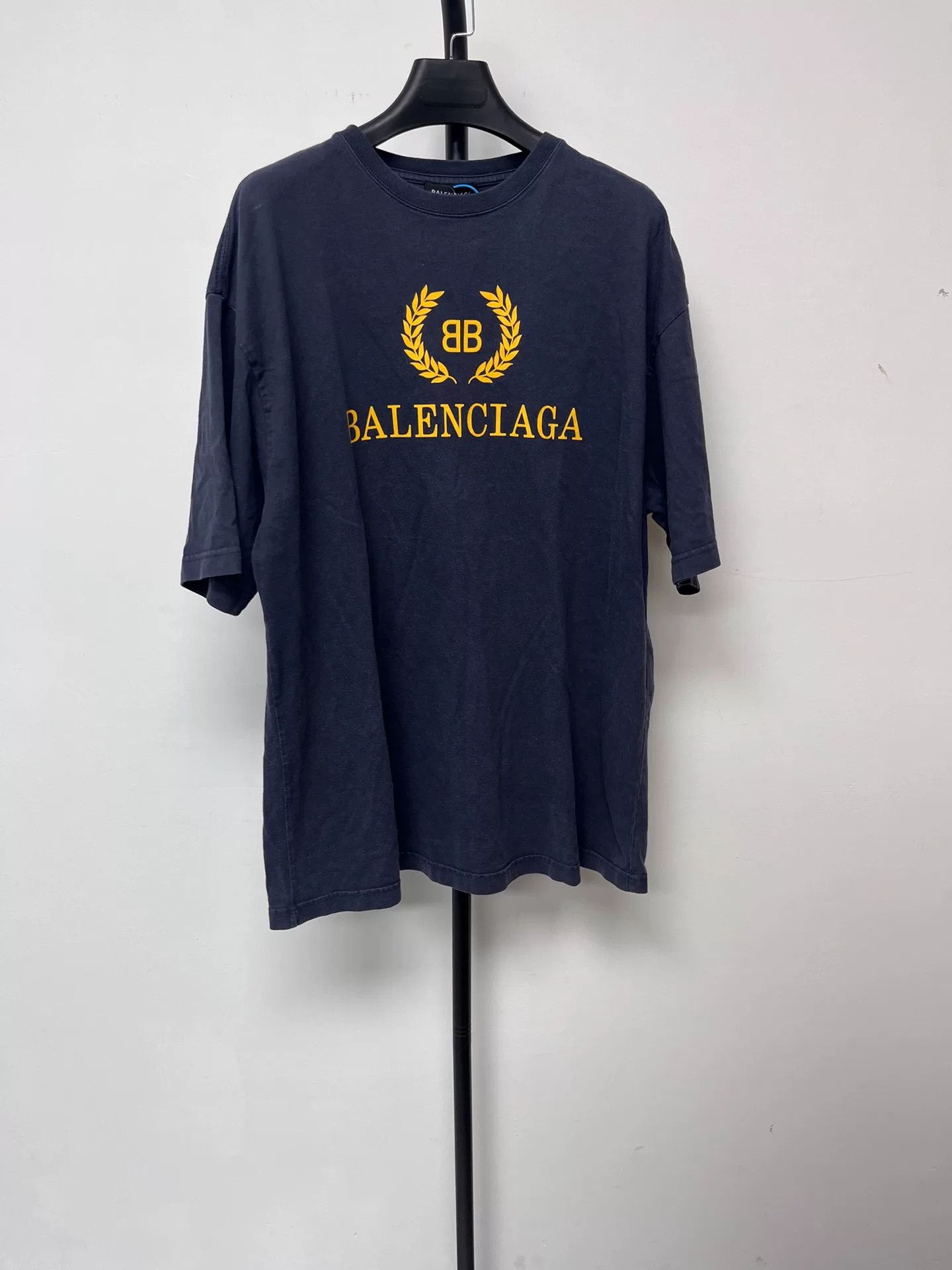 Balenciaga Balenciaga Wheat BB Logo T-Shirt US M Size US M / EU 48-50 / 2 - 2 Thumbnail