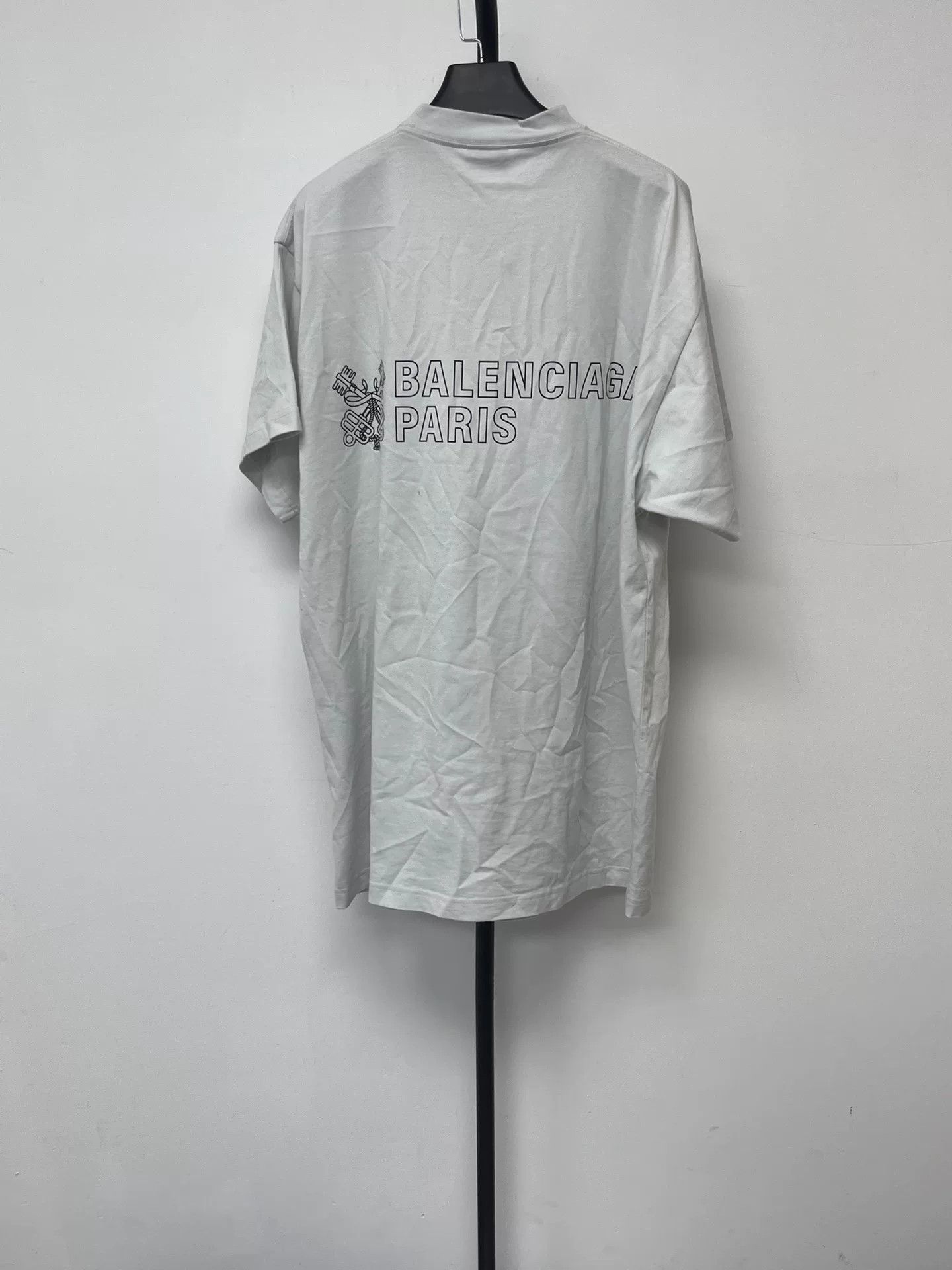 Balenciaga Balenciaga Keys Logo Graphic T-Shirt Size 1 Size US S / EU 44-46 / 1 - 3 Thumbnail