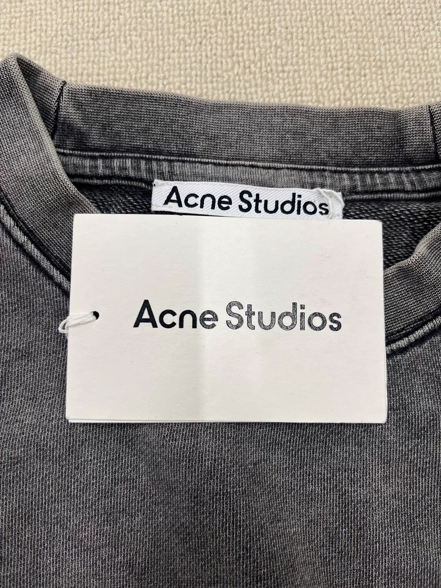 Acne Studios Acne Studios Faded Logo Sweatshirt XS Size US XS / EU 42 / 0 - 5 Thumbnail