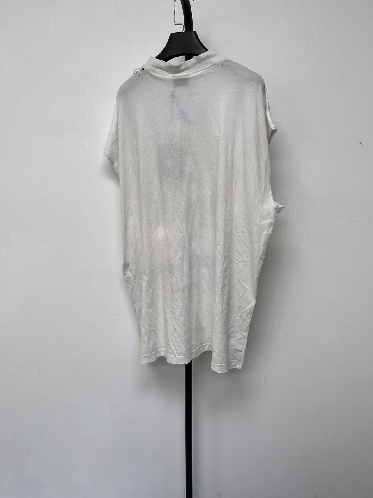 Balenciaga Balenciaga Graphic Tank Top Size 3 Size US L / EU 52-54 / 3 - 3 Thumbnail