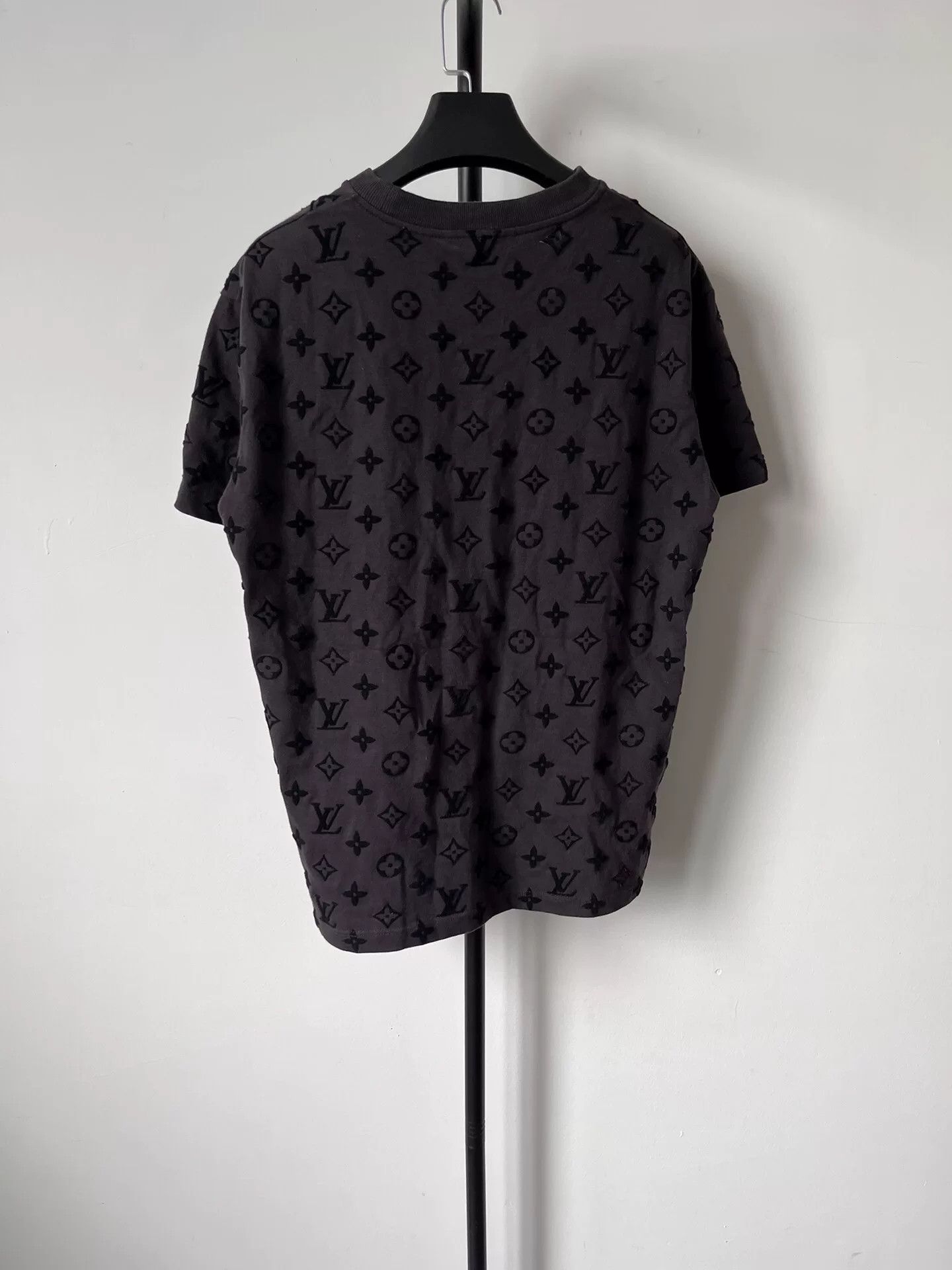 Louis Vuitton Louis Vuitton Monogram All Over T-Shirt Size S Size US S / EU 44-46 / 1 - 3 Thumbnail