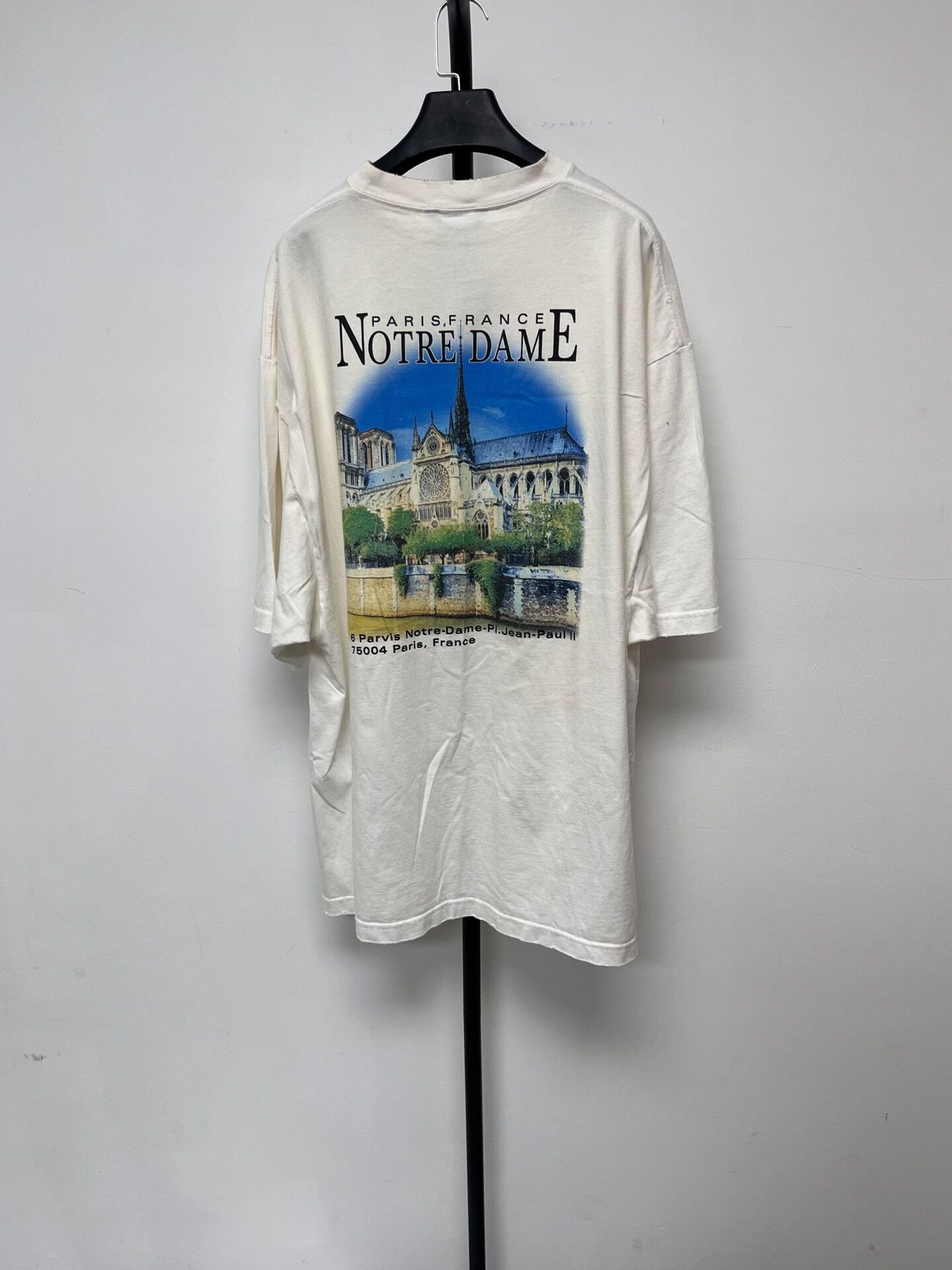 Balenciaga Balenciaga Sacre Coeur Graphic T-Shirt XS Size XS / US 0-2 / IT 36-38 - 3 Thumbnail