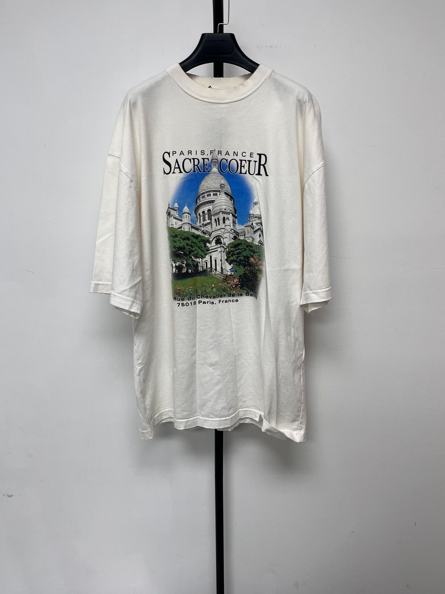 Balenciaga Balenciaga Sacre Coeur Graphic T-Shirt XS Size XS / US 0-2 / IT 36-38 - 2 Thumbnail