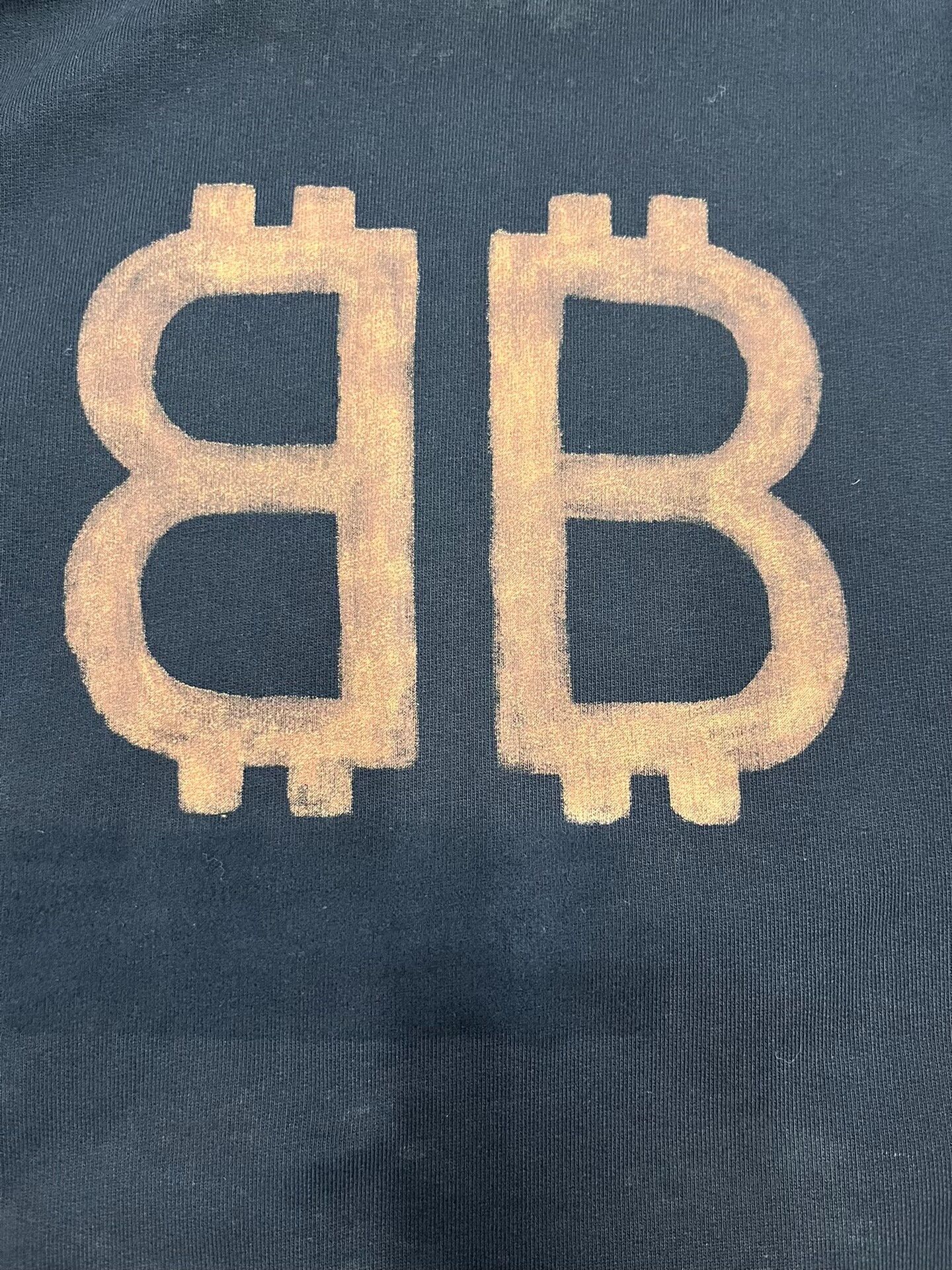 Balenciaga Balenciaga Bitcoin Logo Distressed Hoodie Size L Size US L / EU 52-54 / 3 - 5 Thumbnail