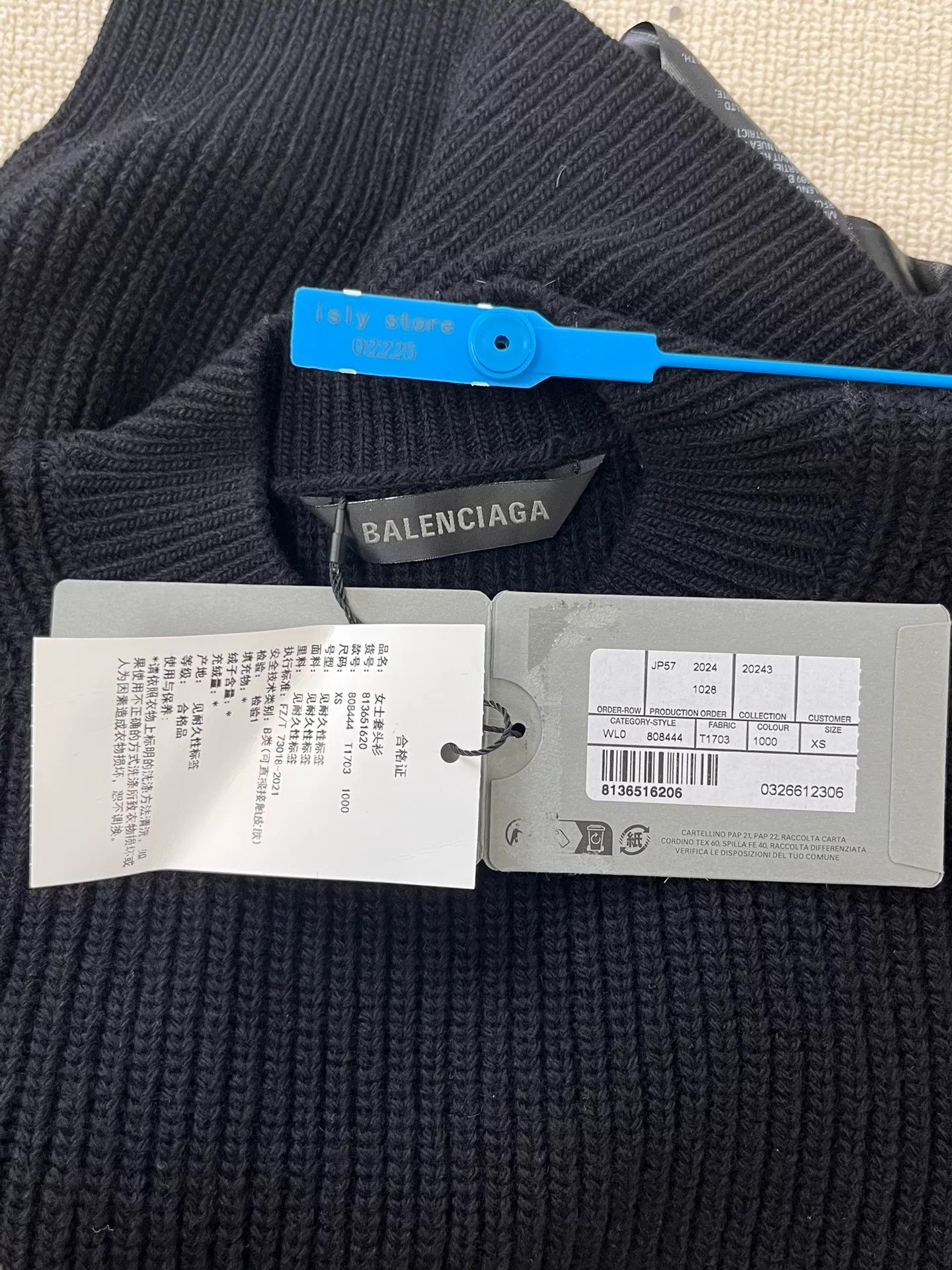Balenciaga Balenciaga Logo Patch Ribbed Sweater XS Size XS / US 0-2 / IT 36-38 - 4 Thumbnail