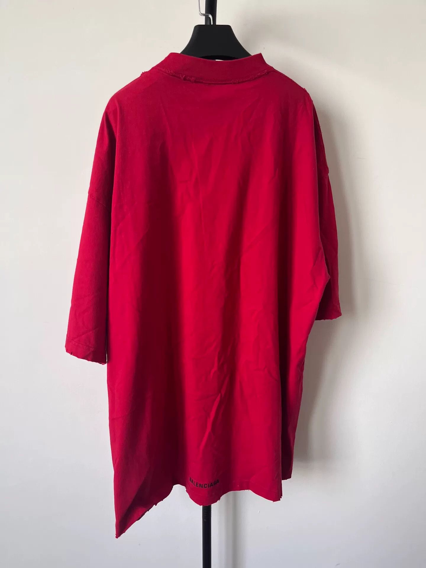 Balenciaga Balenciaga Embroidered Je t'aime T-Shirt Red XL Size US XL / EU 56 / 4 - 3 Thumbnail