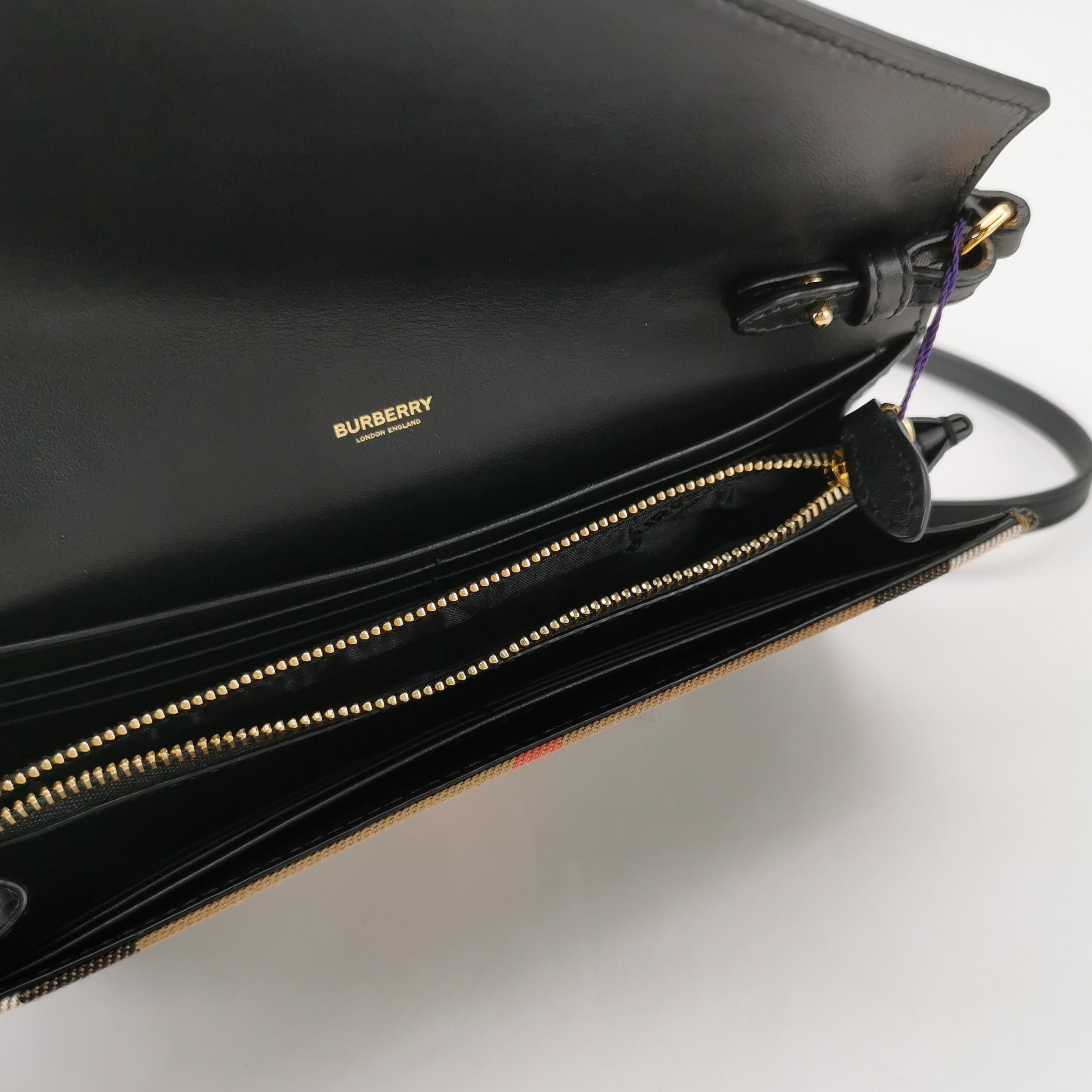 Burberry Burberry Women os Shoulder Bags Size ONE SIZE - 7 Thumbnail