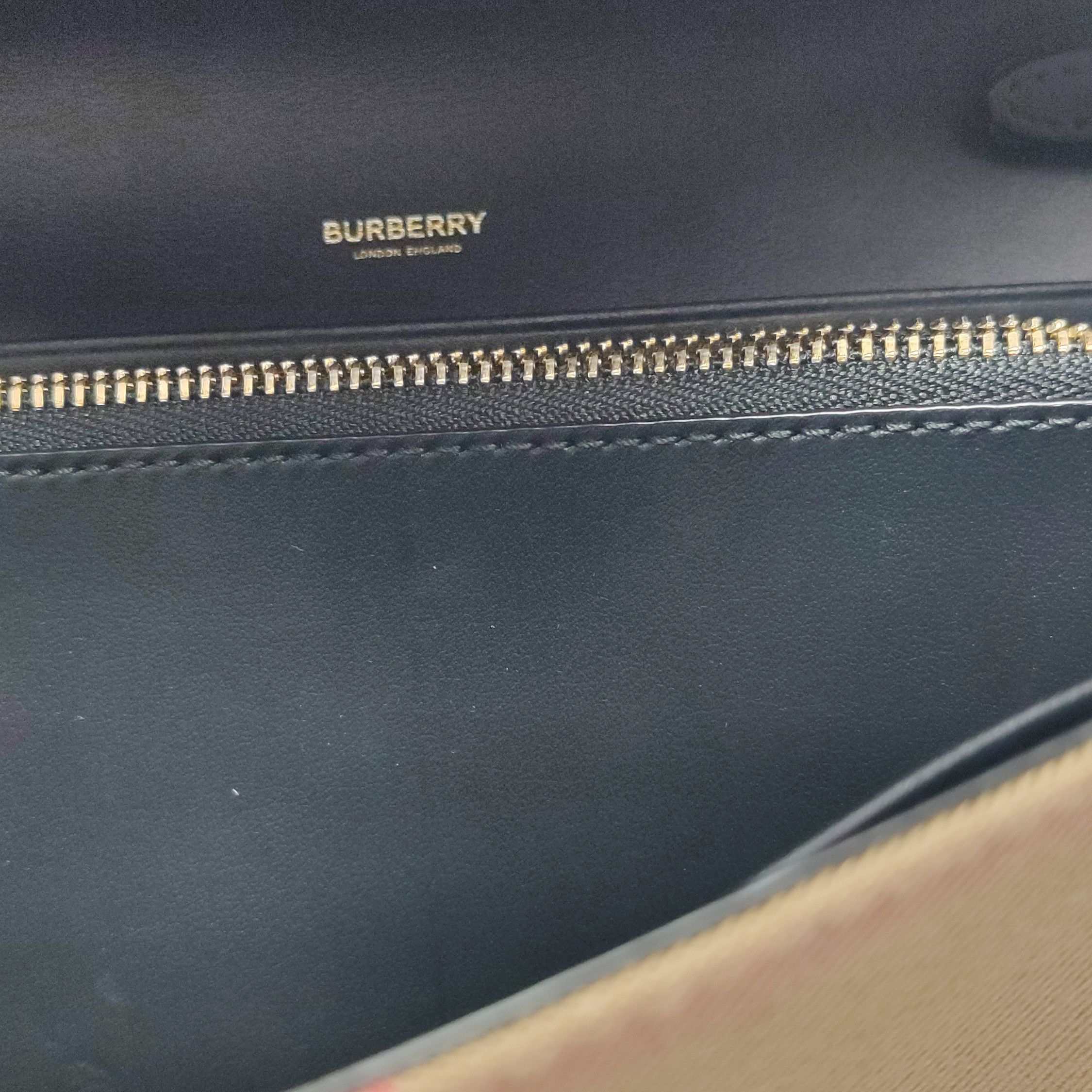 Burberry Burberry Women os Shoulder Bags Size ONE SIZE - 12 Thumbnail