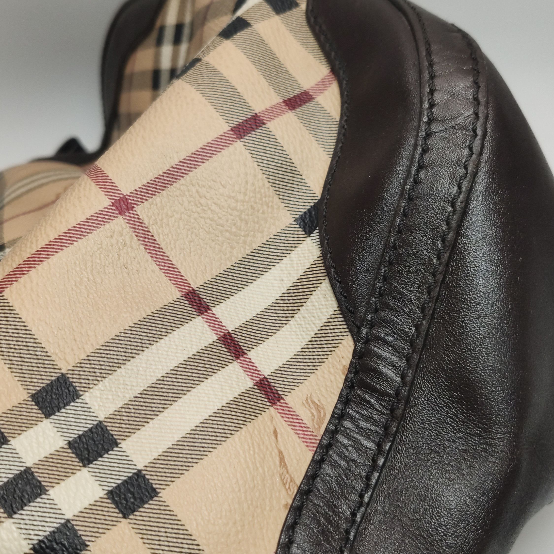 Burberry Burberry Women os Tote Bags Size ONE SIZE - 24 Thumbnail