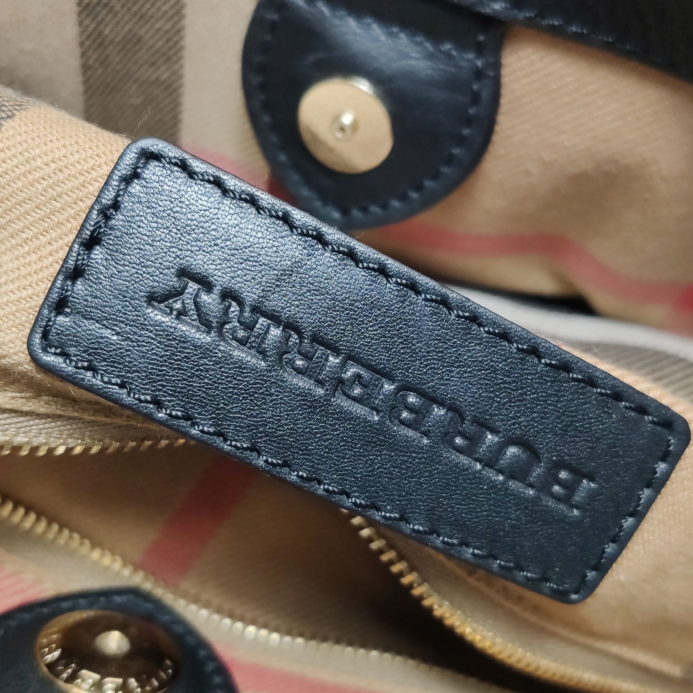 Burberry Burberry Women os Shoulder Bags Size ONE SIZE - 13 Thumbnail