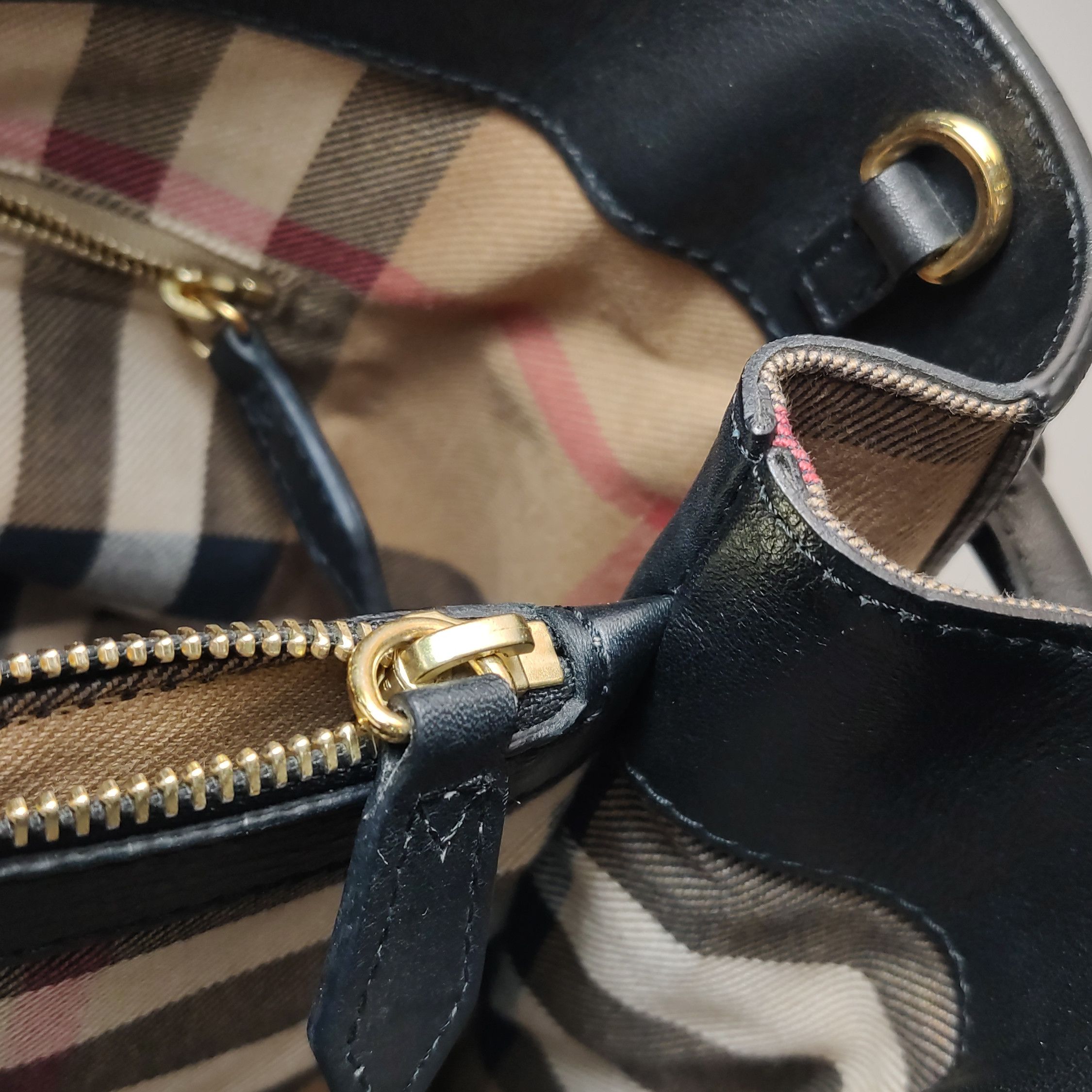Burberry Burberry Women os Shoulder Bags Size ONE SIZE - 16 Thumbnail