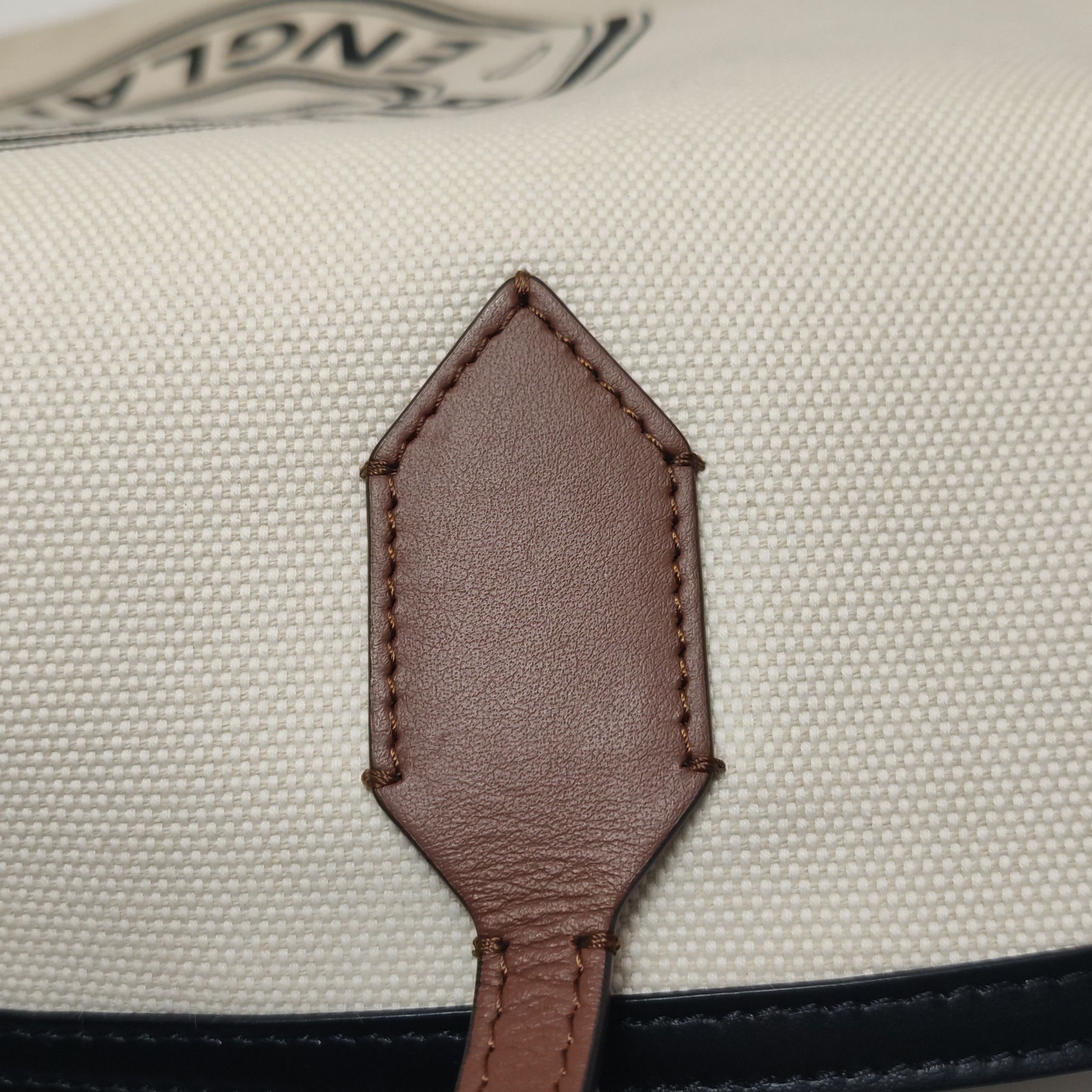 Burberry Burberry Women os Shoulder Bags Size ONE SIZE - 11 Thumbnail